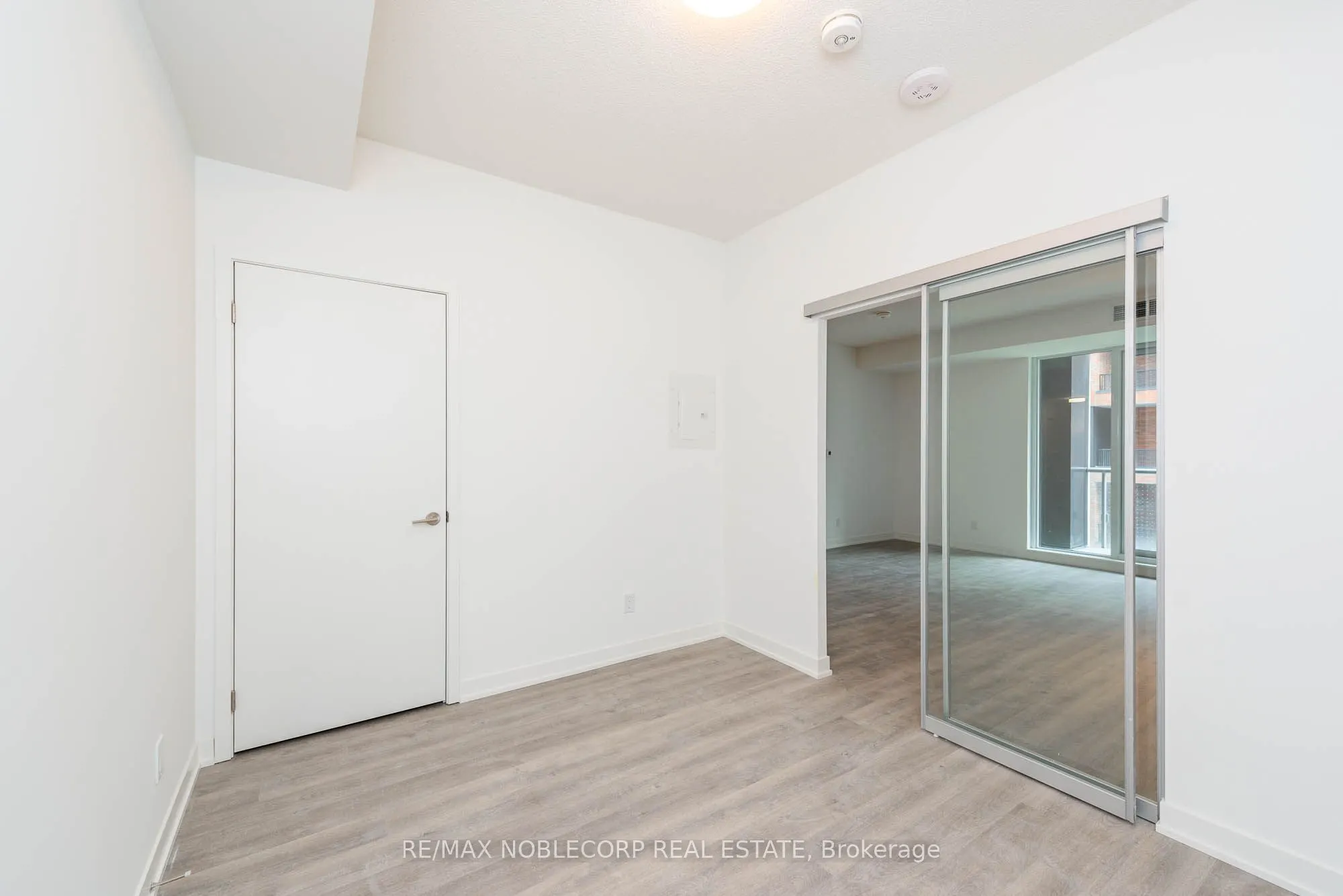 292 Verdale Crossing #812