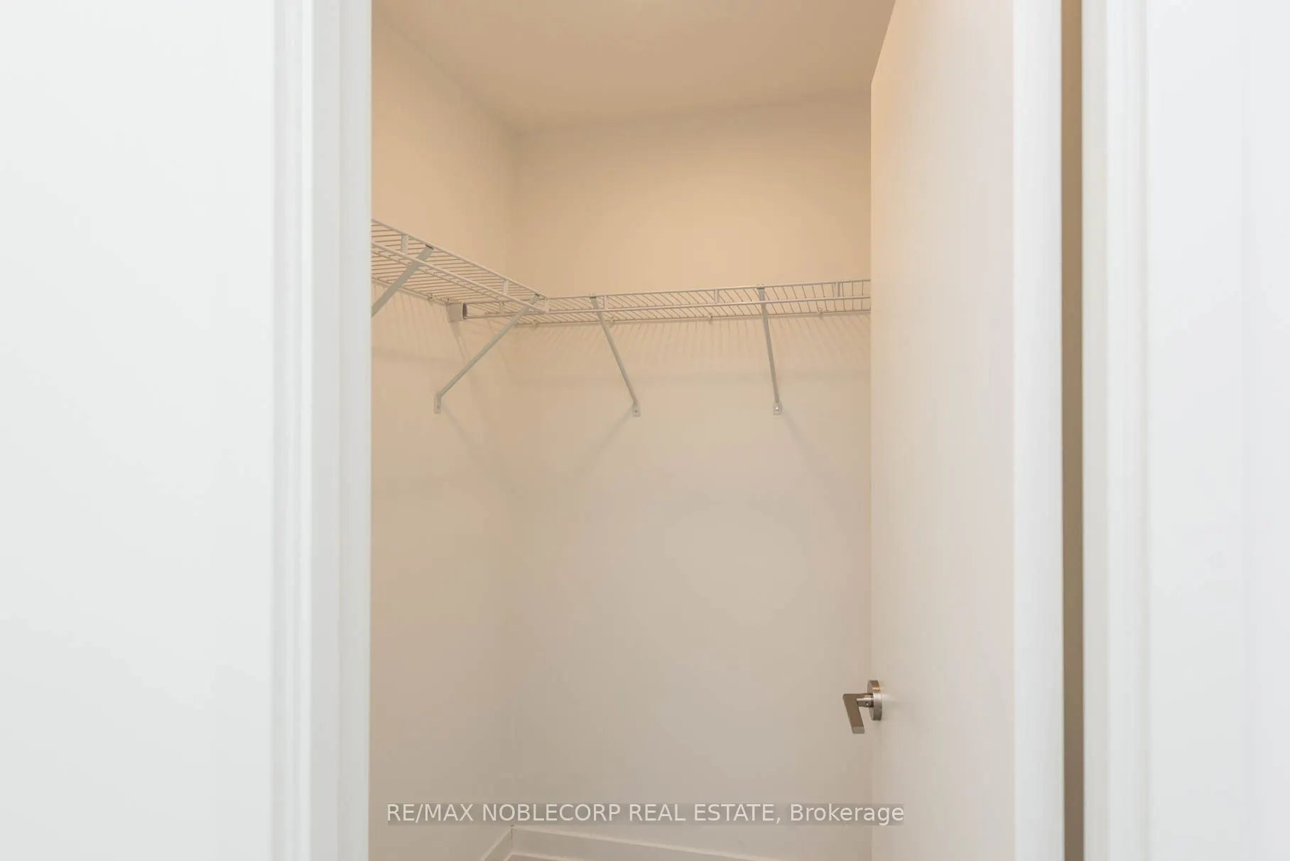 292 Verdale Crossing #812