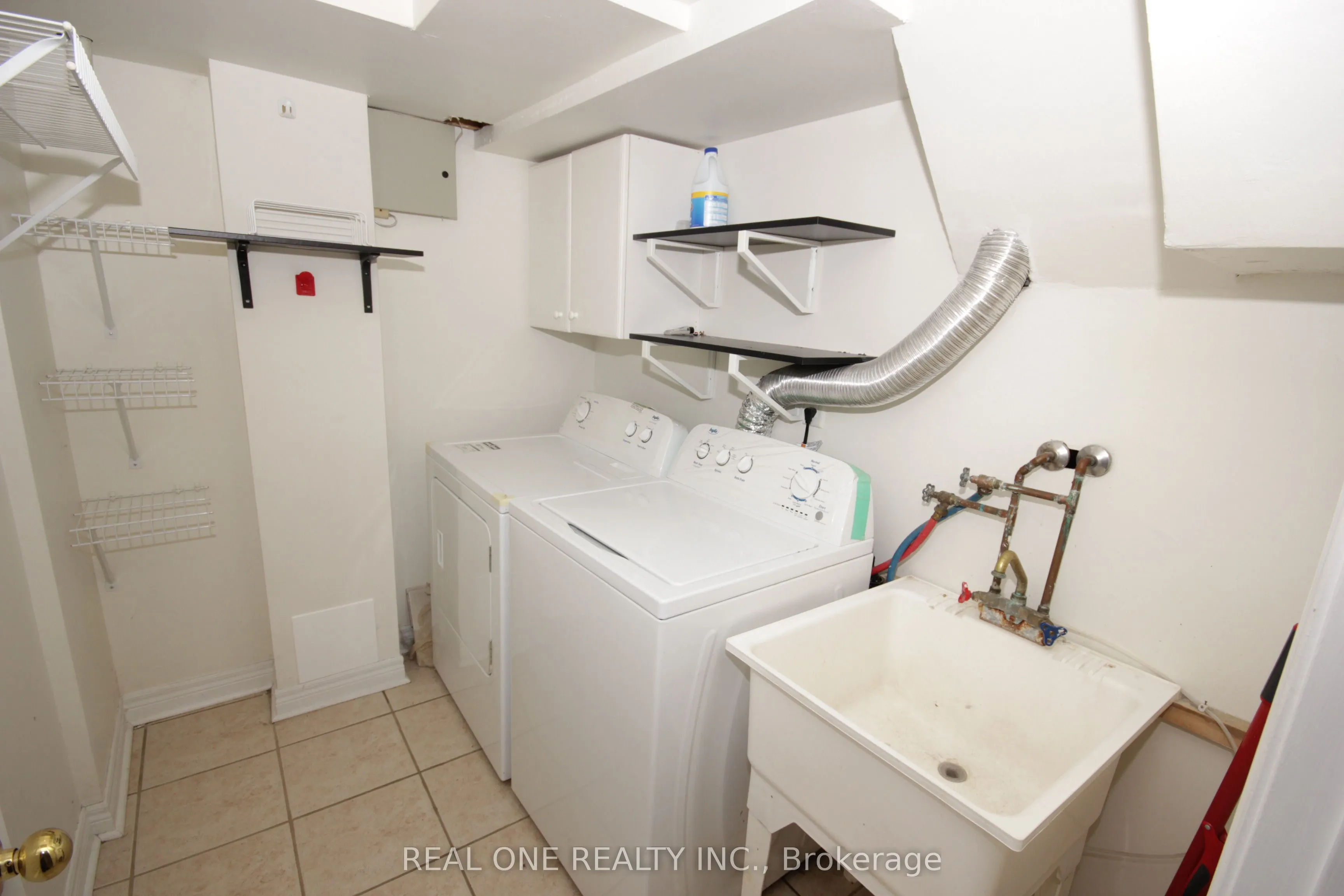 15 Azalea Gate Way