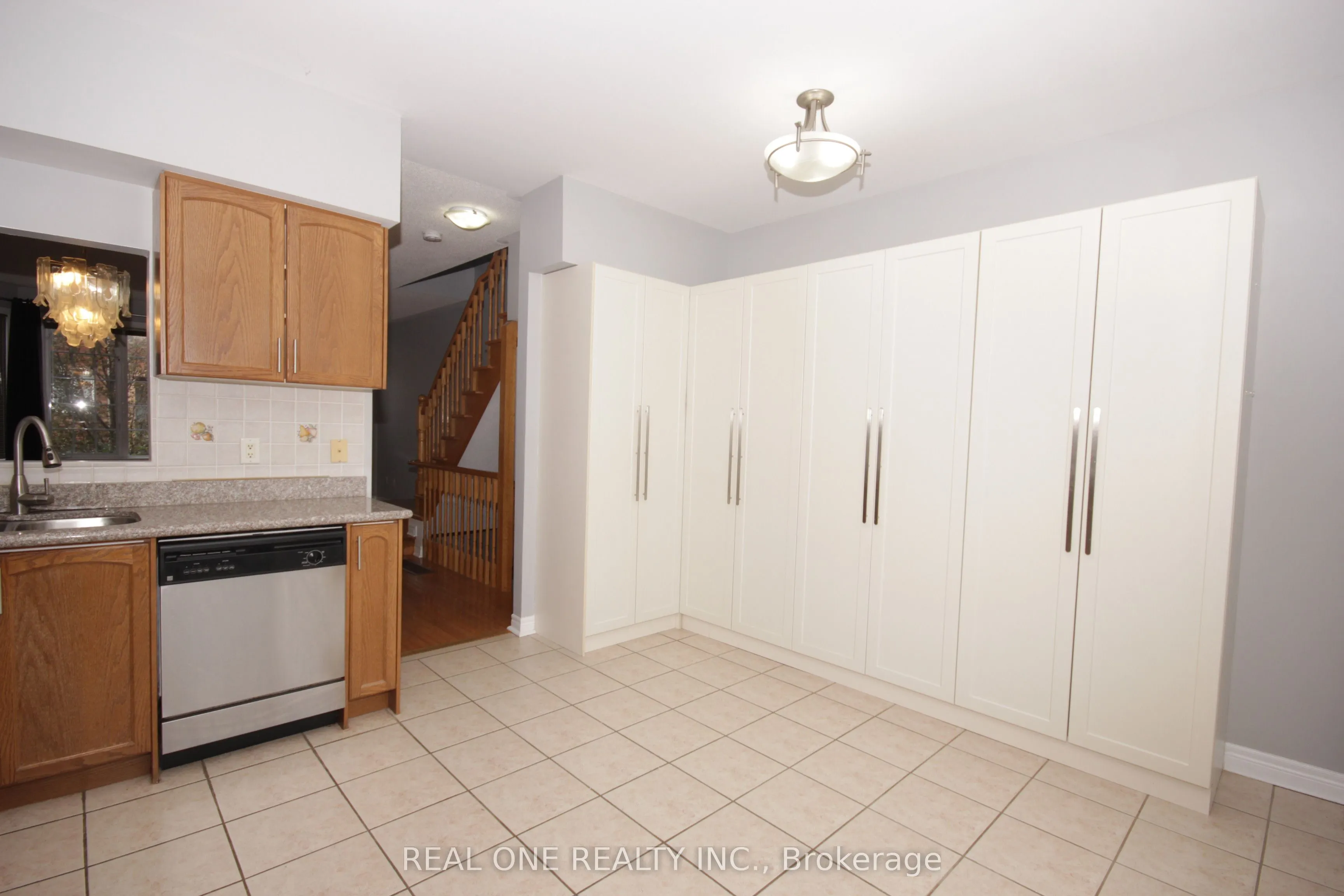 15 Azalea Gate Way