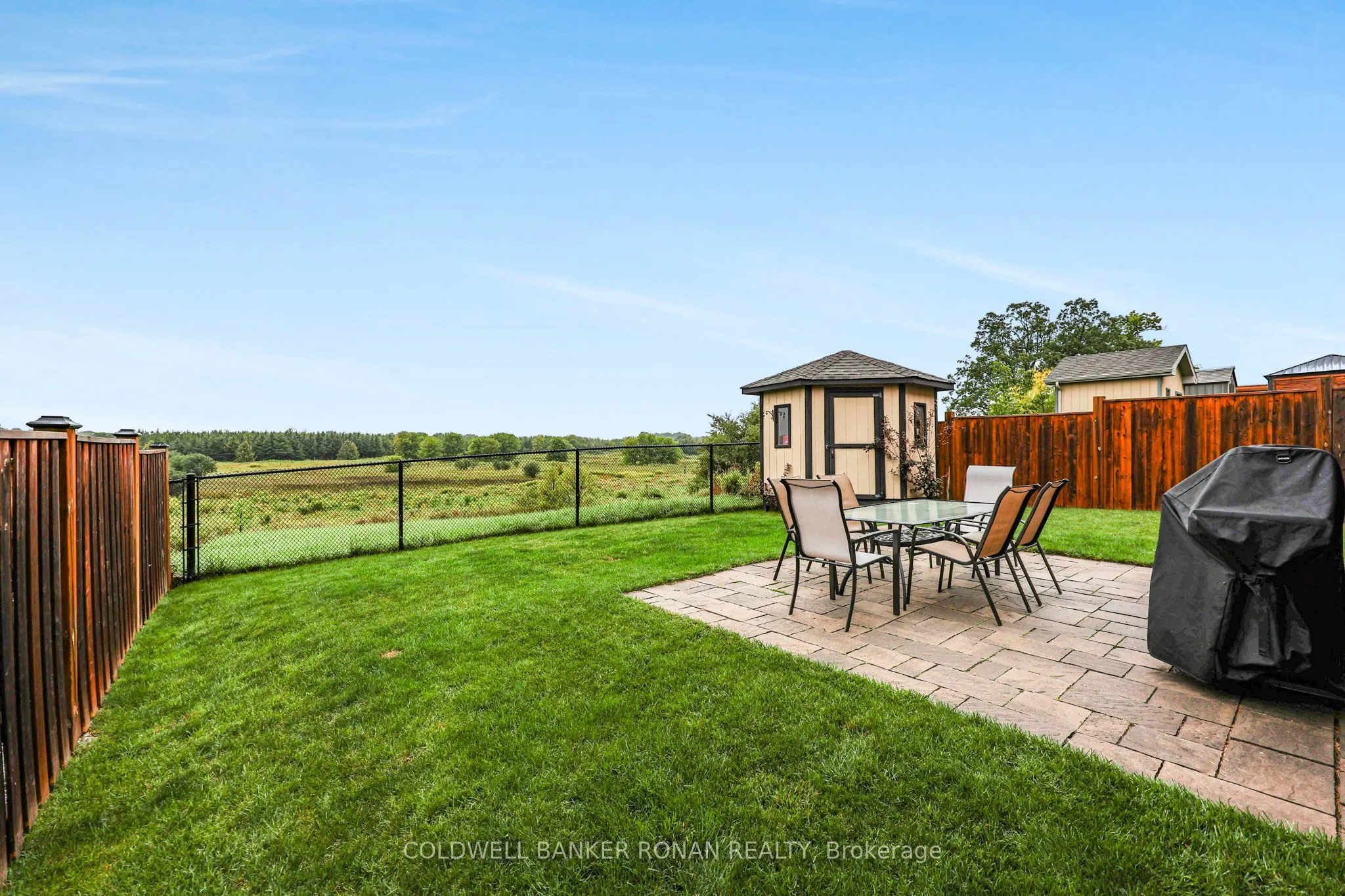 190 Strachan Trail
