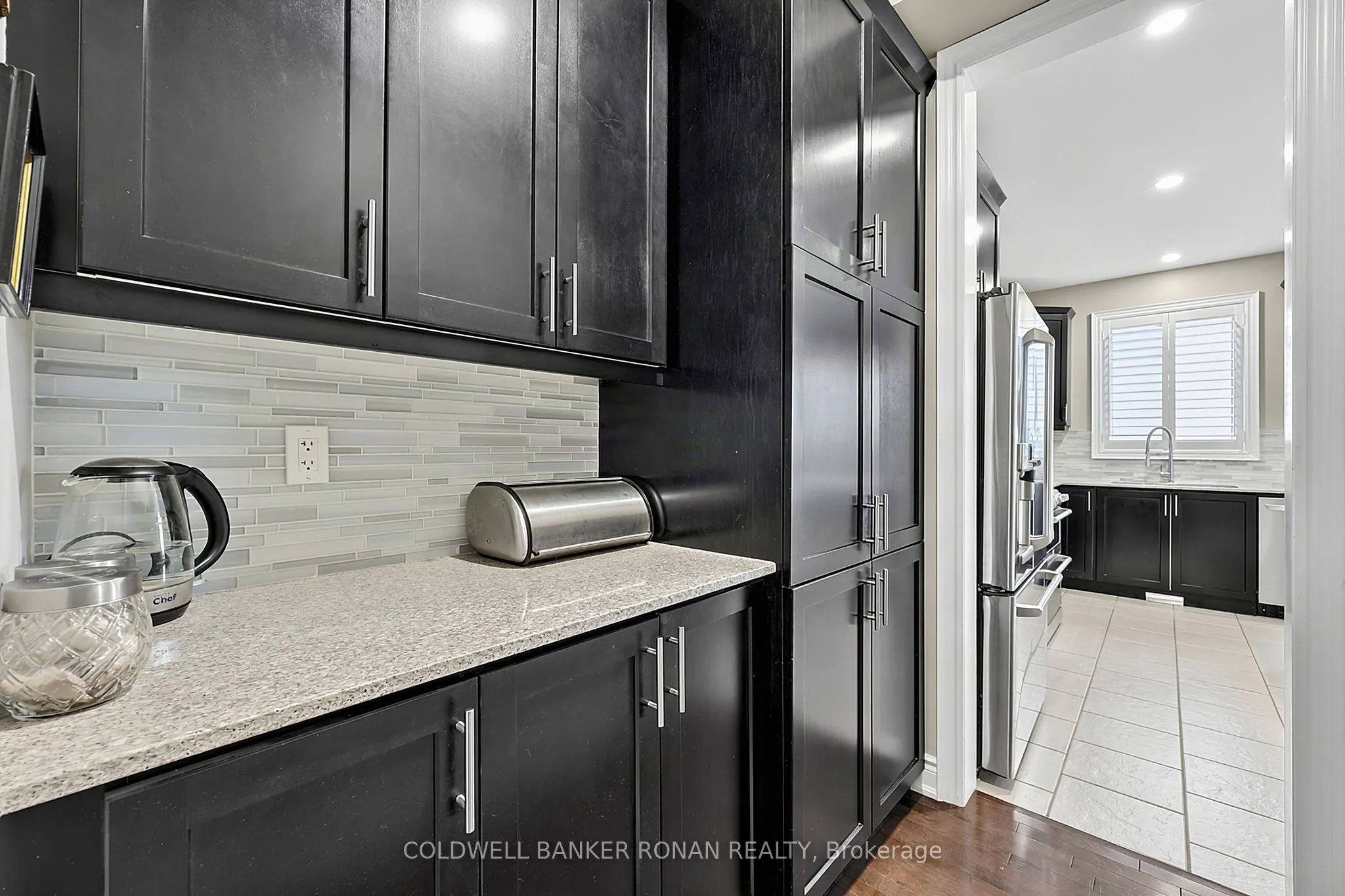 190 Strachan Trail