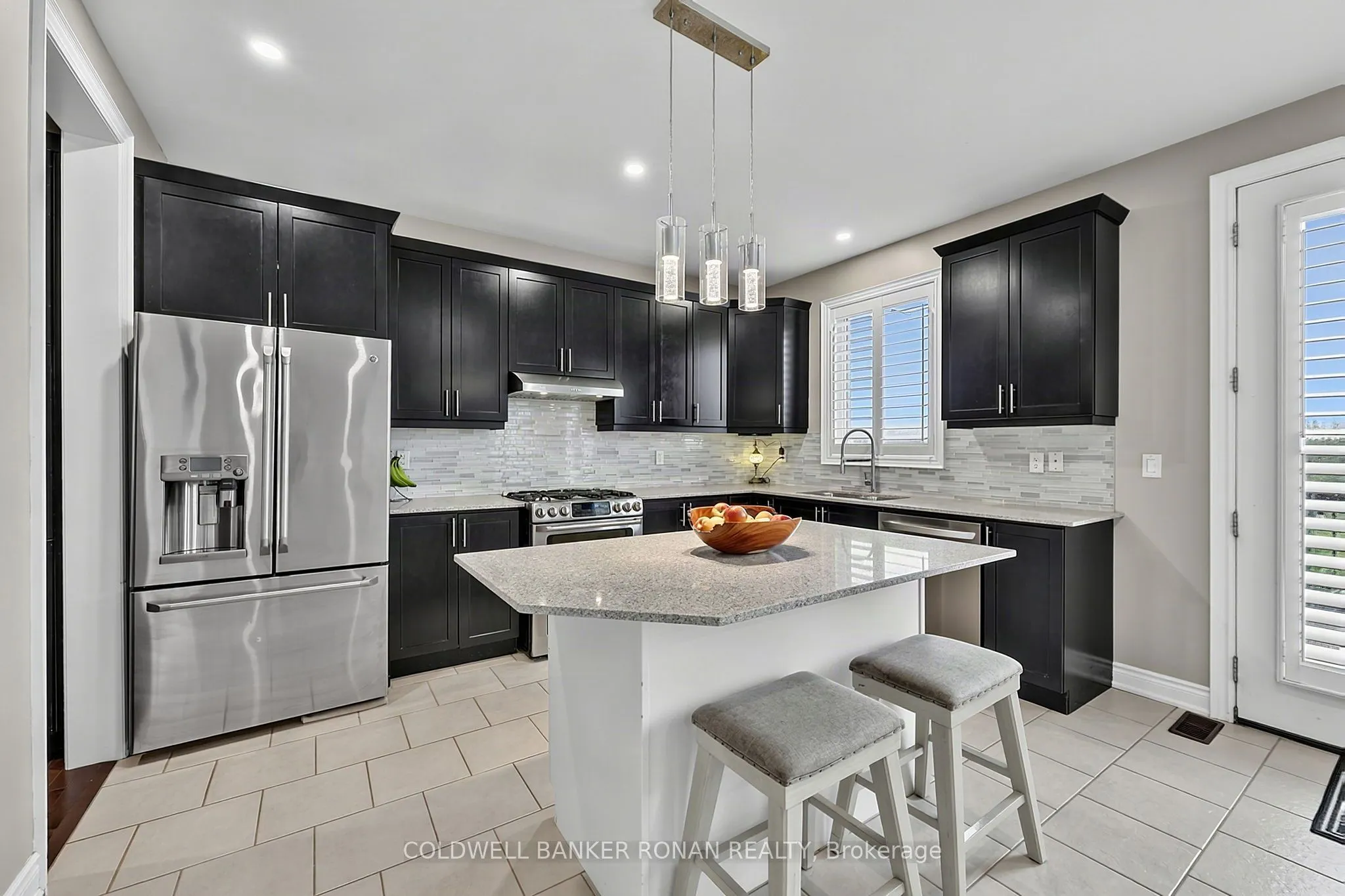 190 Strachan Trail