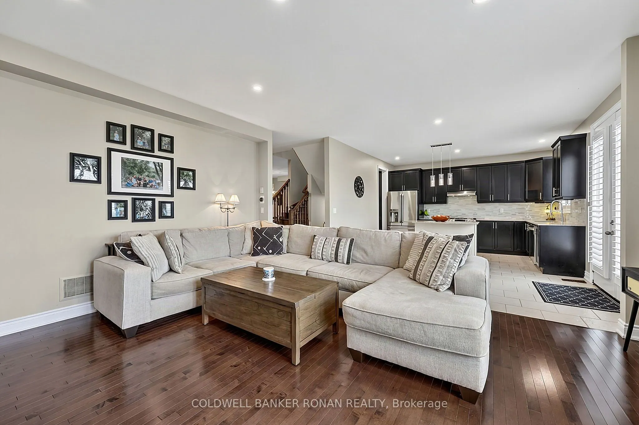 190 Strachan Trail