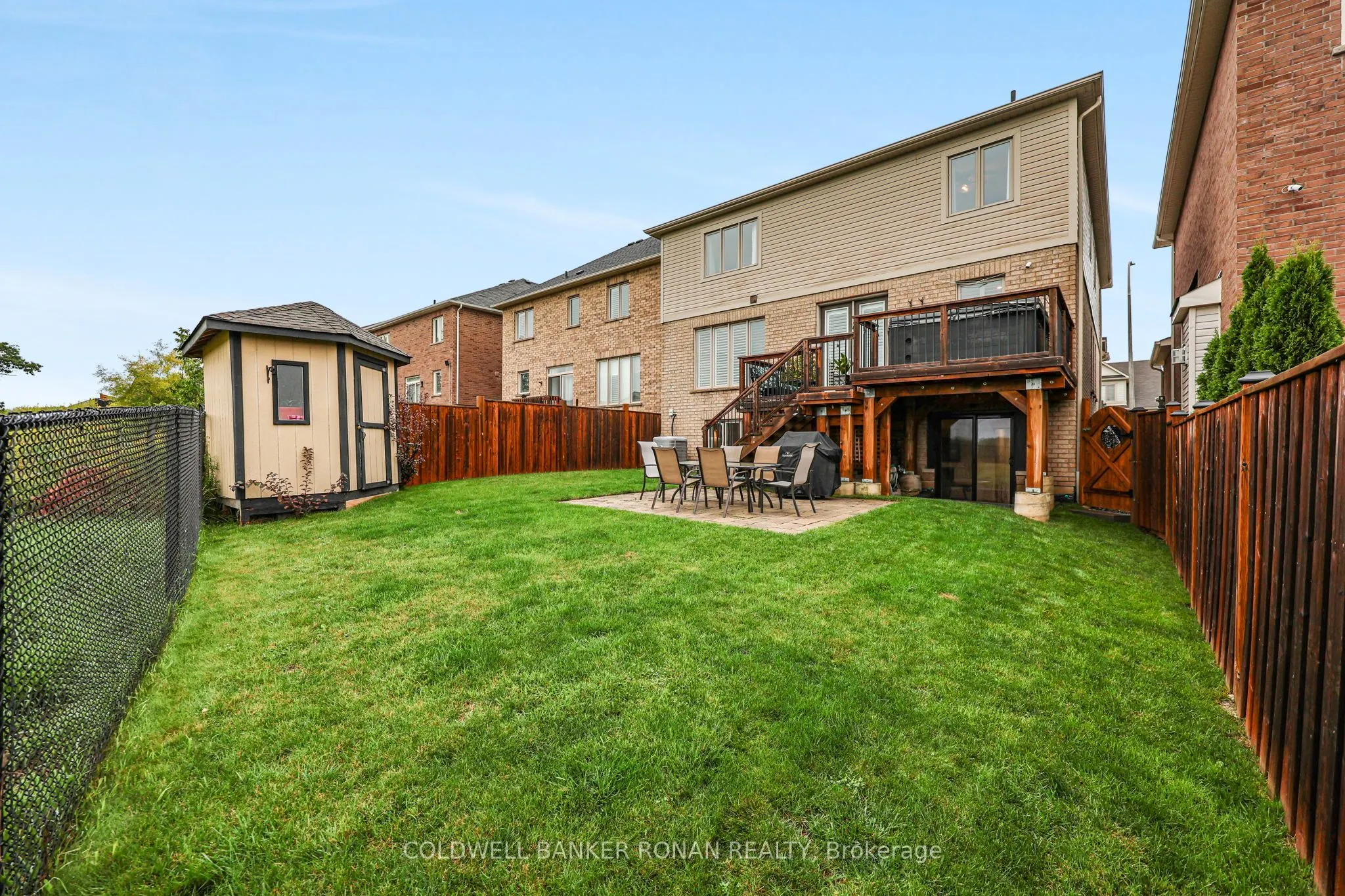 190 Strachan Trail