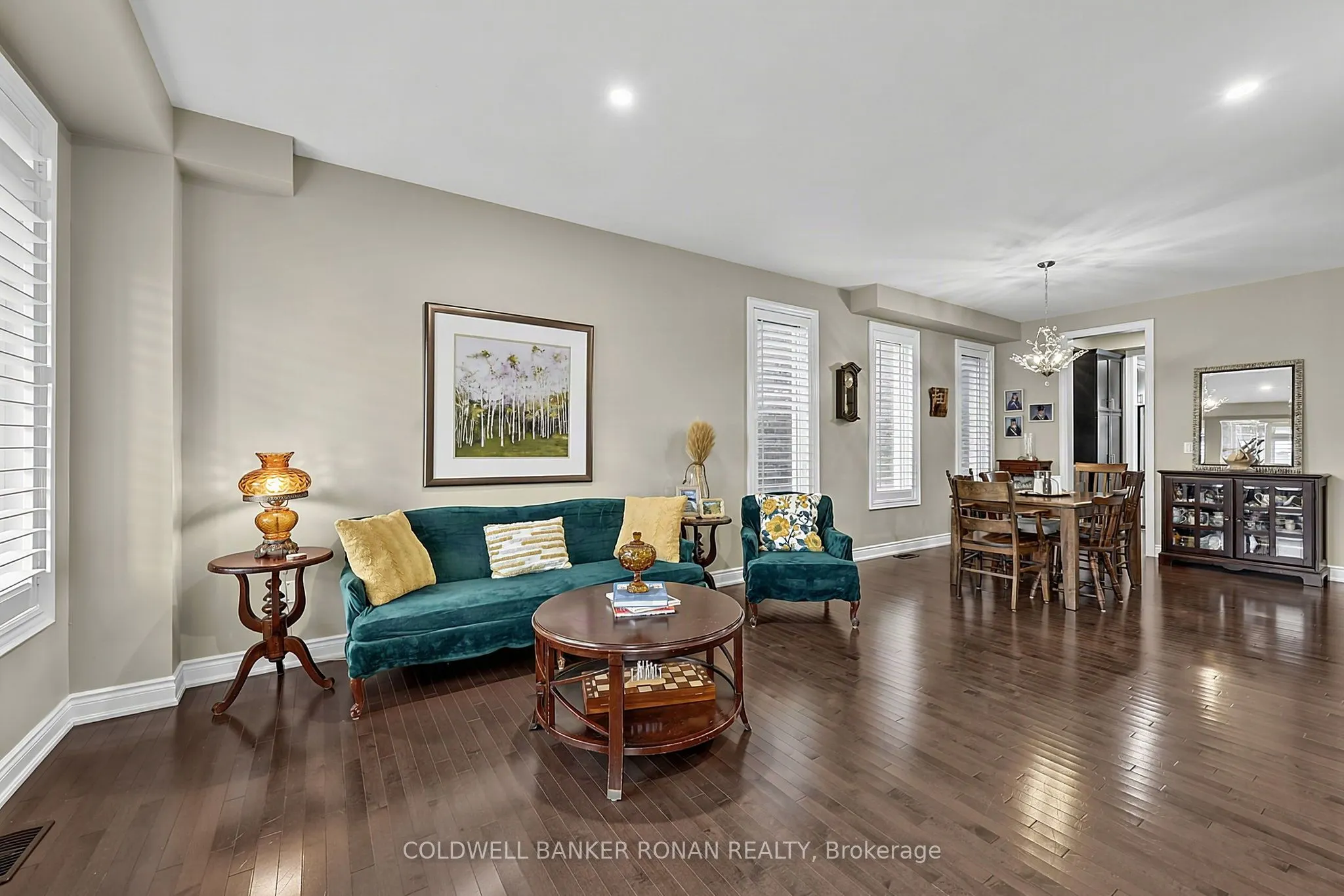 190 Strachan Trail