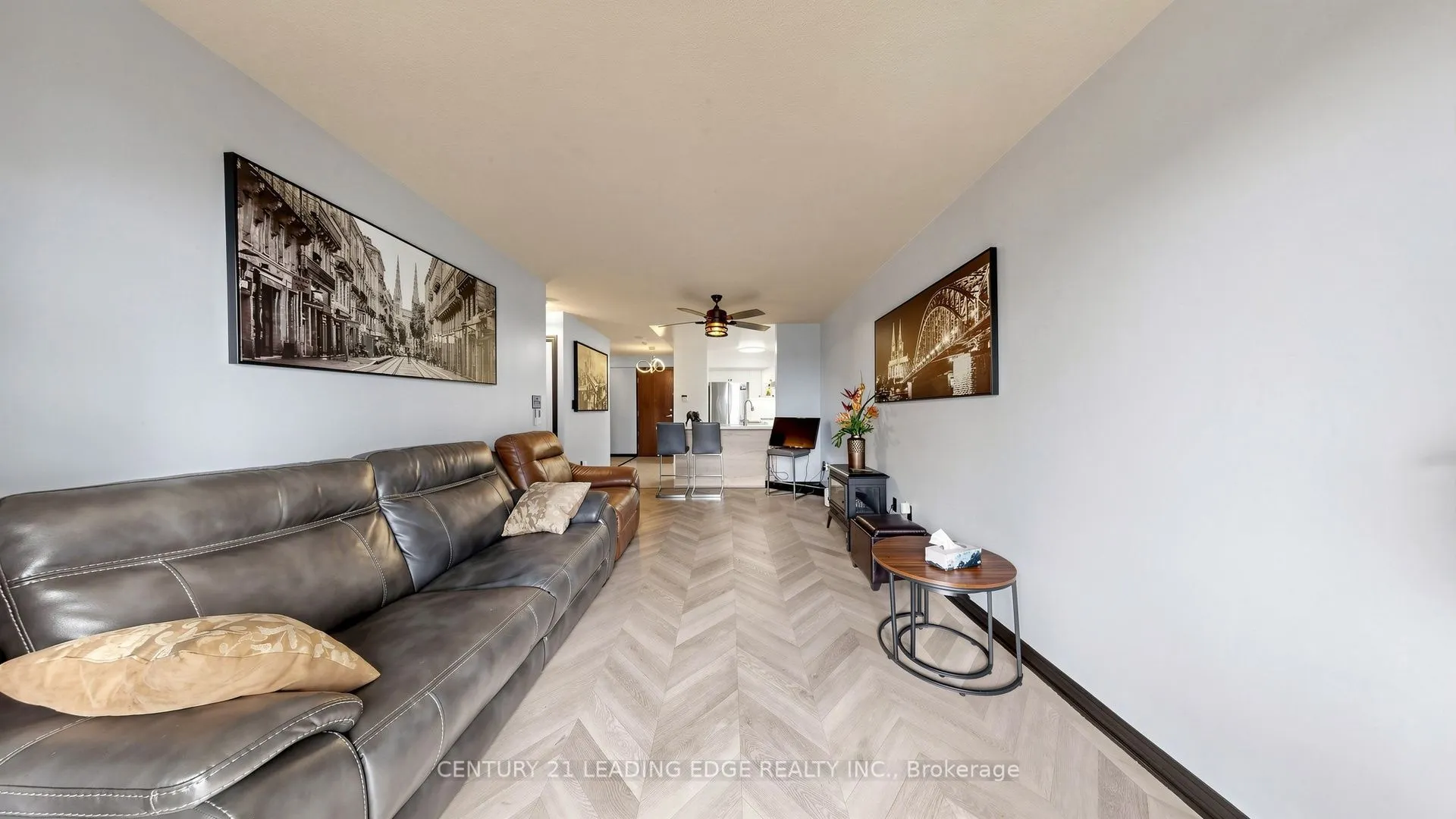 39 Oneida Crescent #212