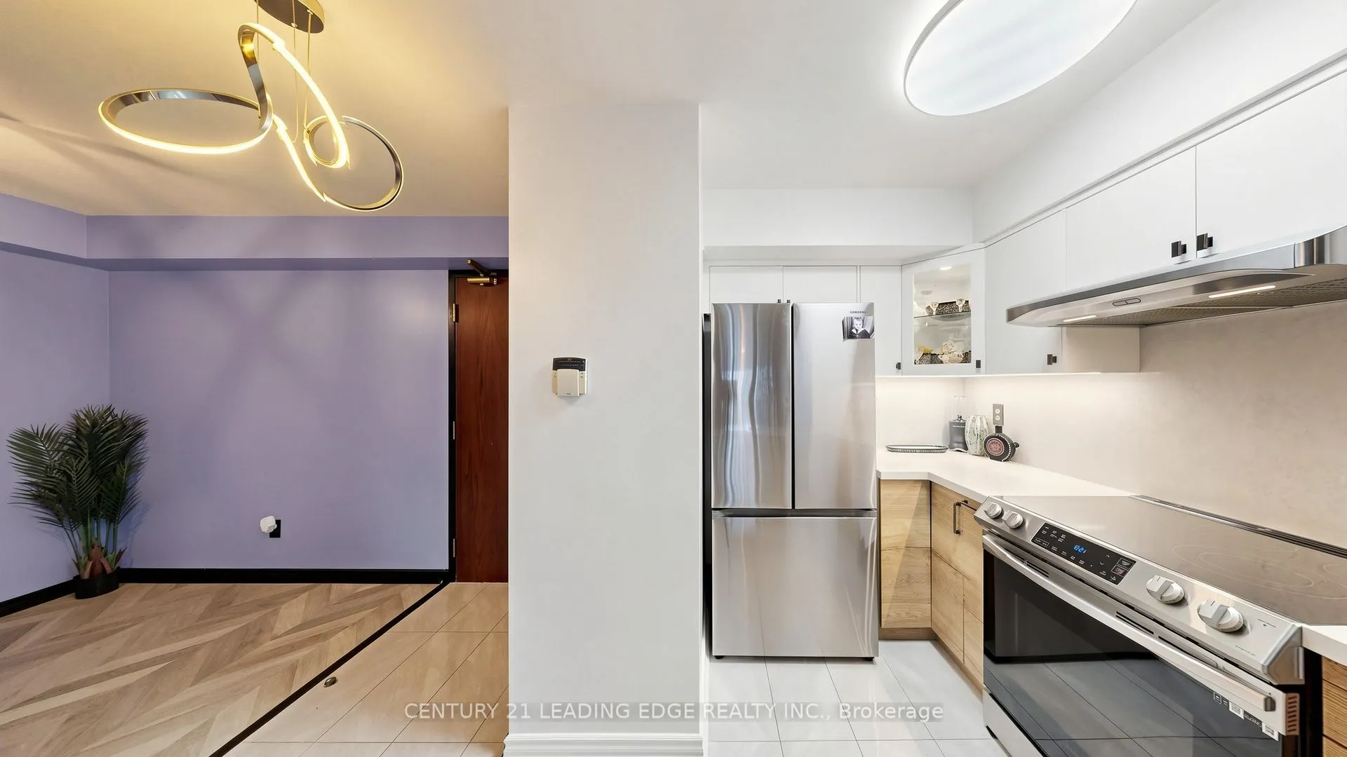 39 Oneida Crescent #212