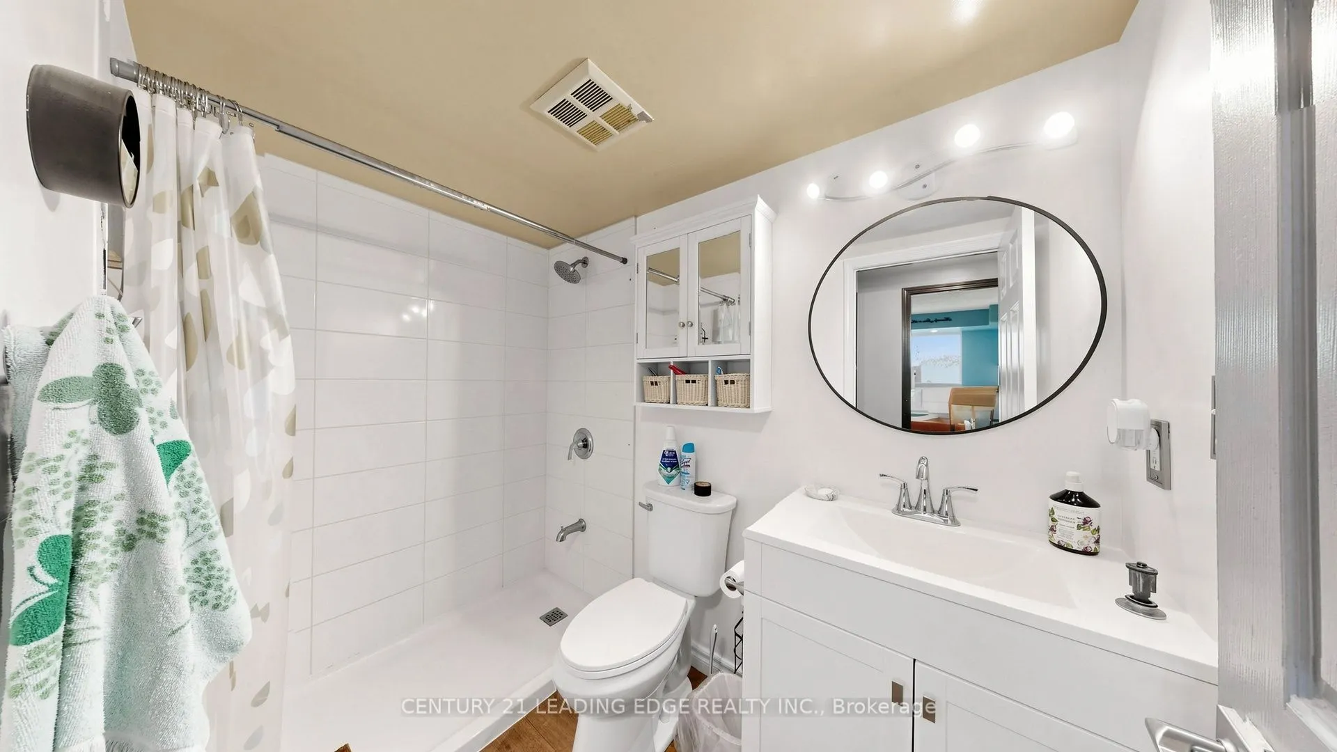 39 Oneida Crescent #212