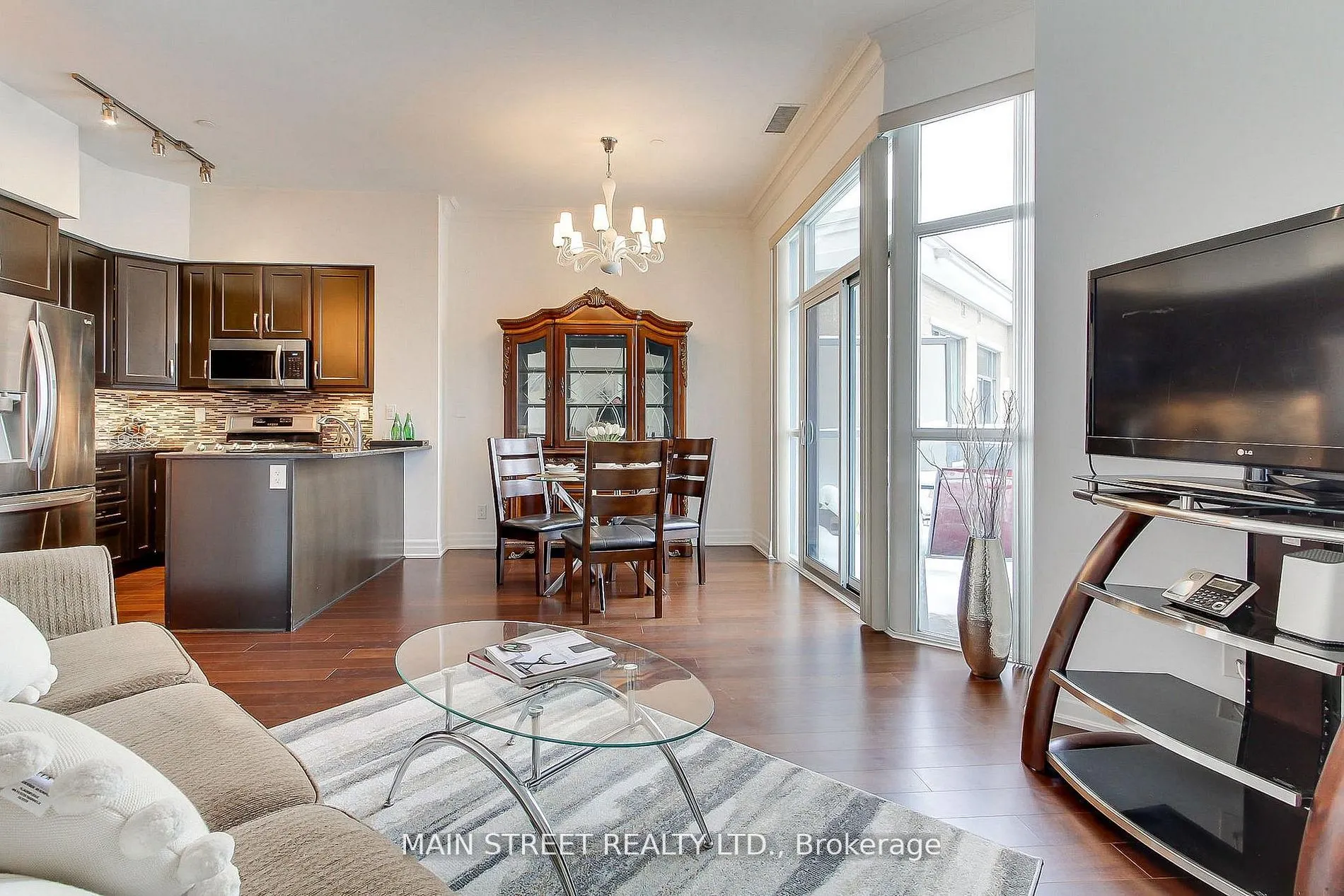 111 Civic Square Gate E #619
