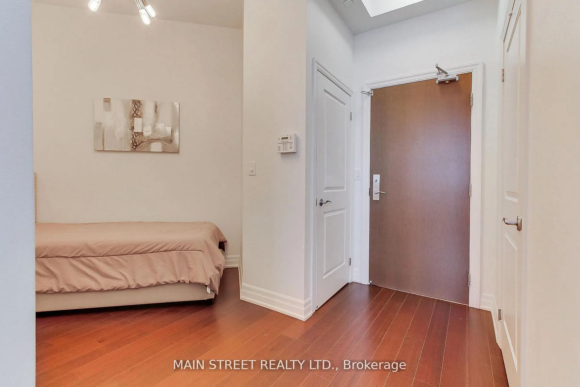 111 Civic Square Gate E #619