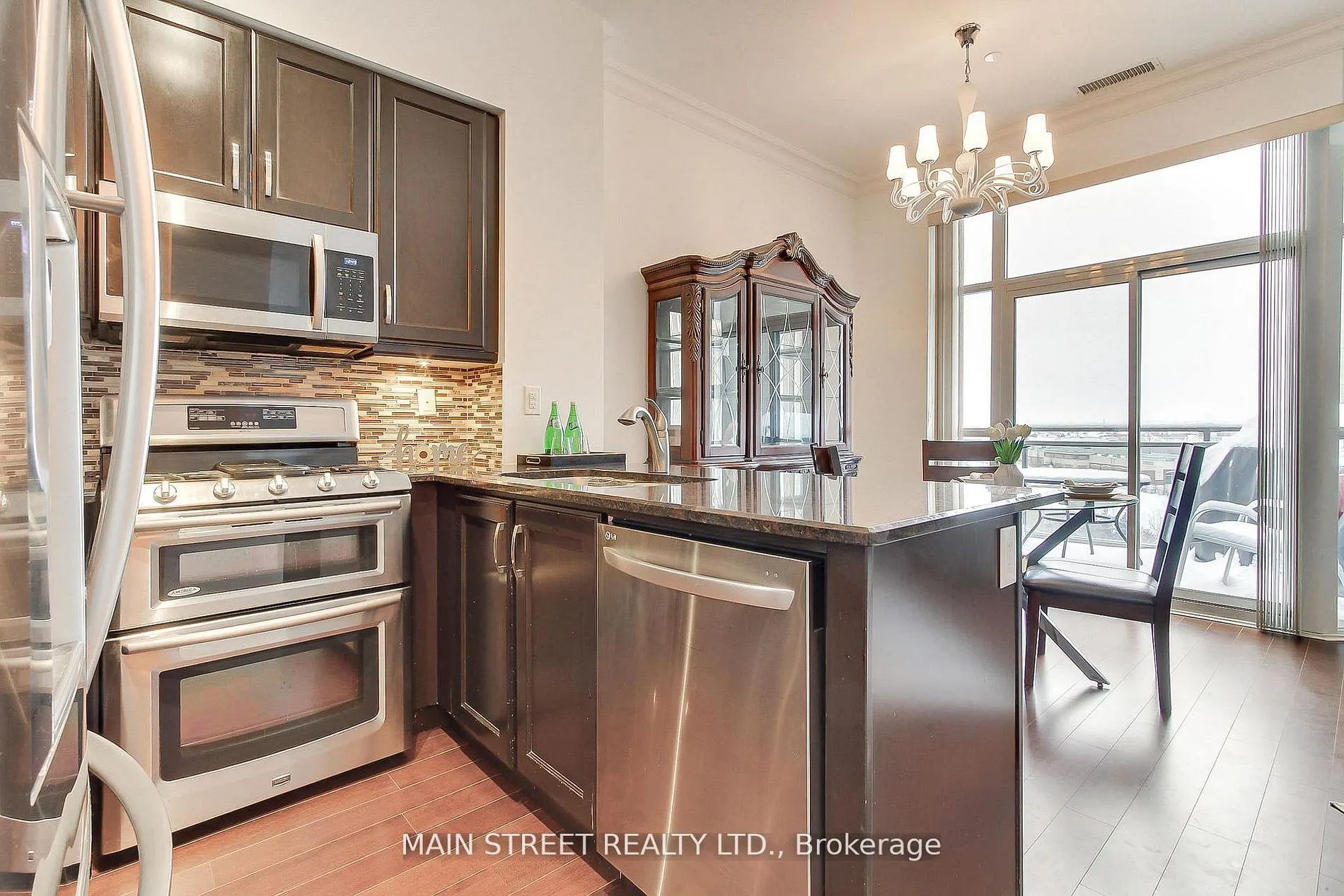 111 Civic Square Gate E #619