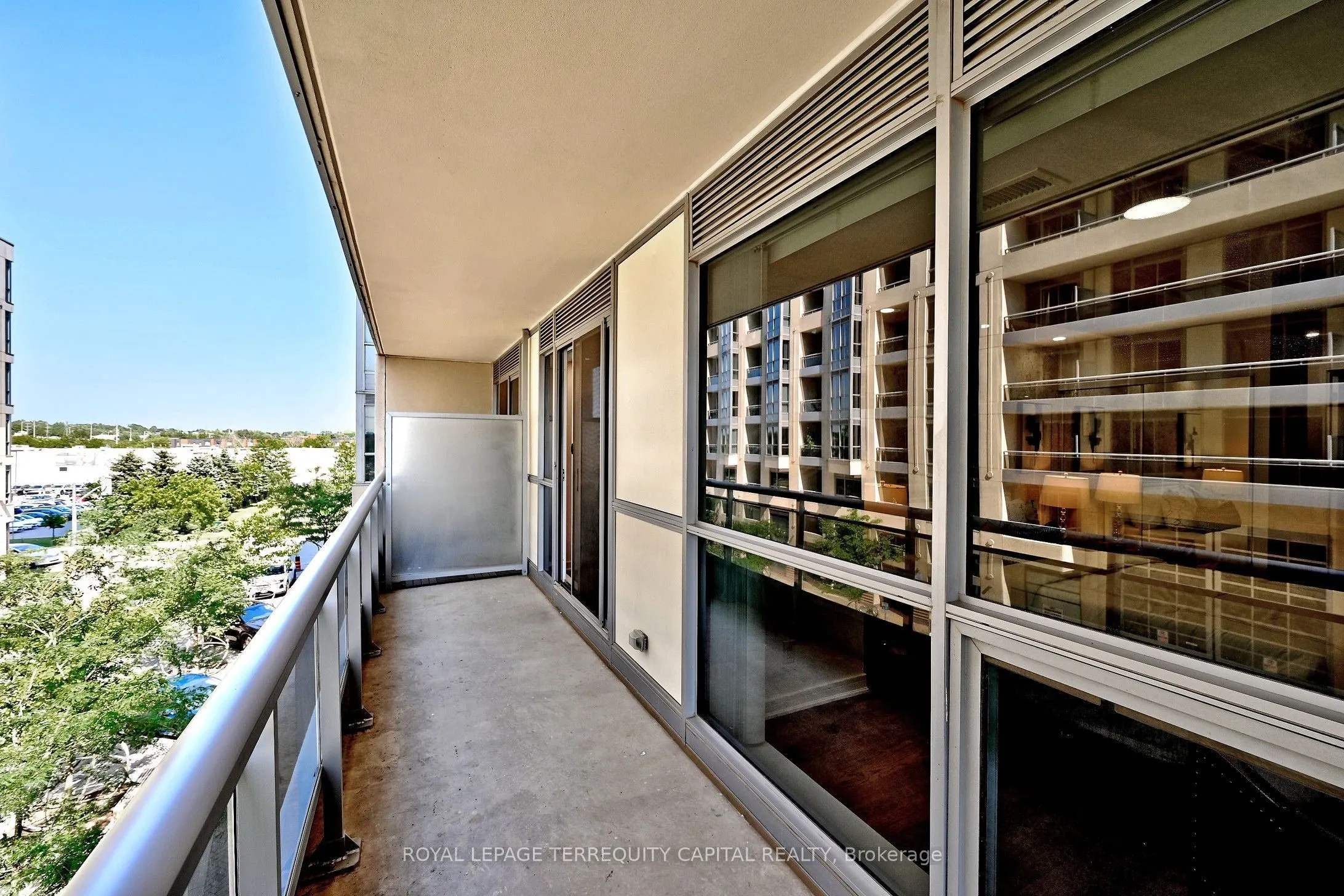 9199 Yonge Street #306