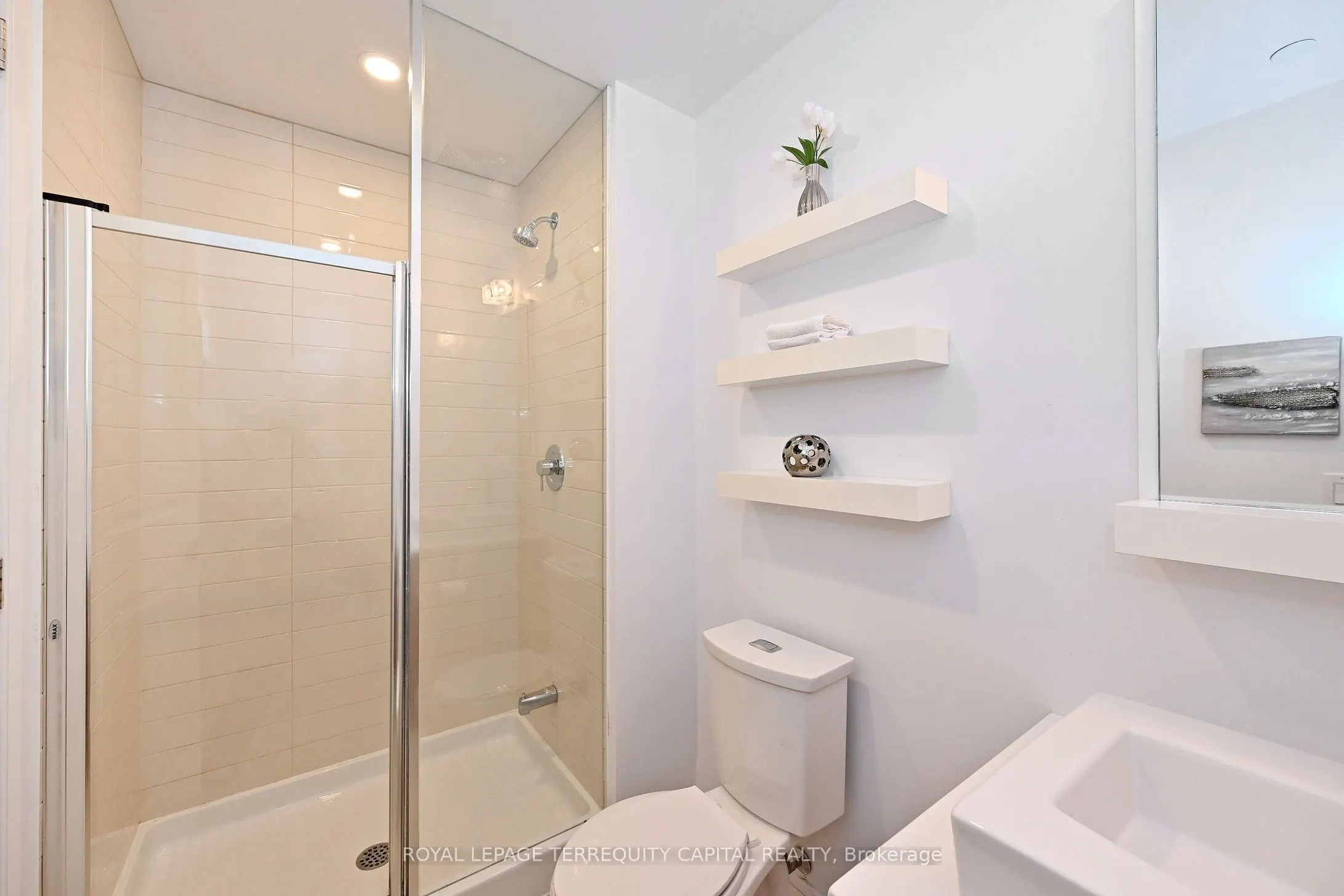 9199 Yonge Street #306