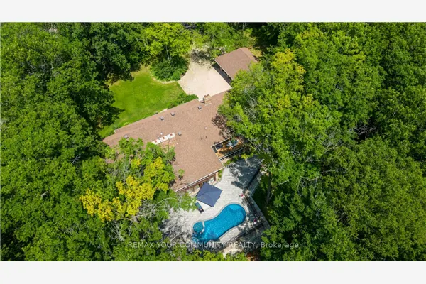 76 Trailwood Crescent
