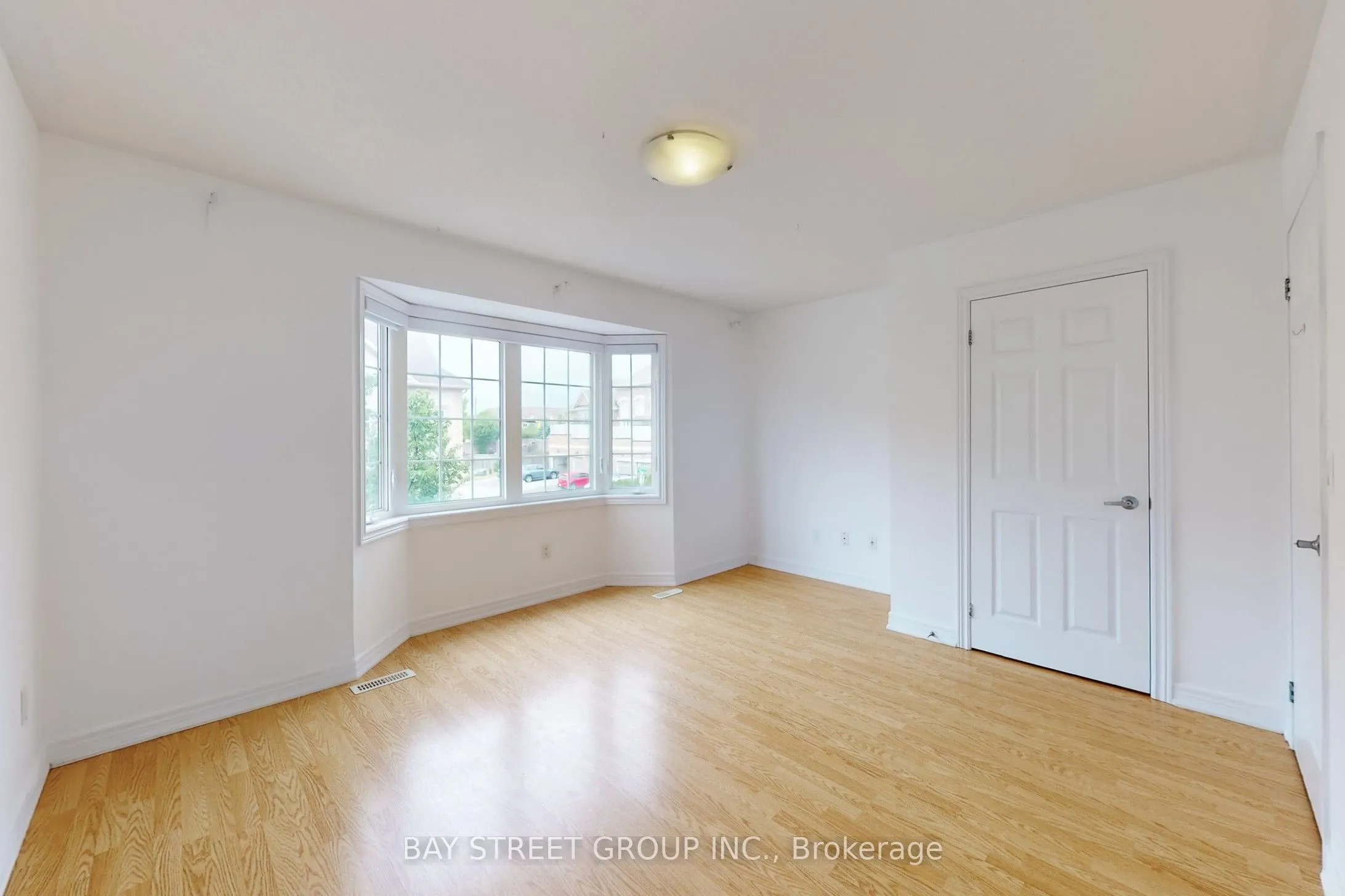 7 Tufo Avenue