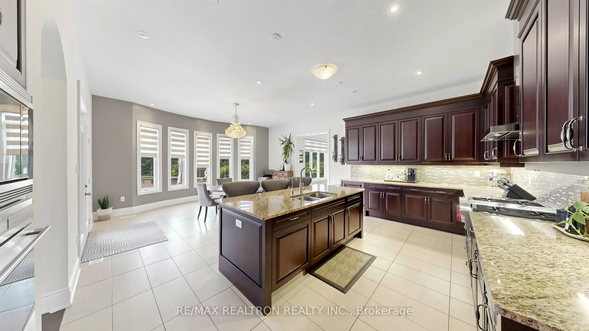 8 Fawn Grove