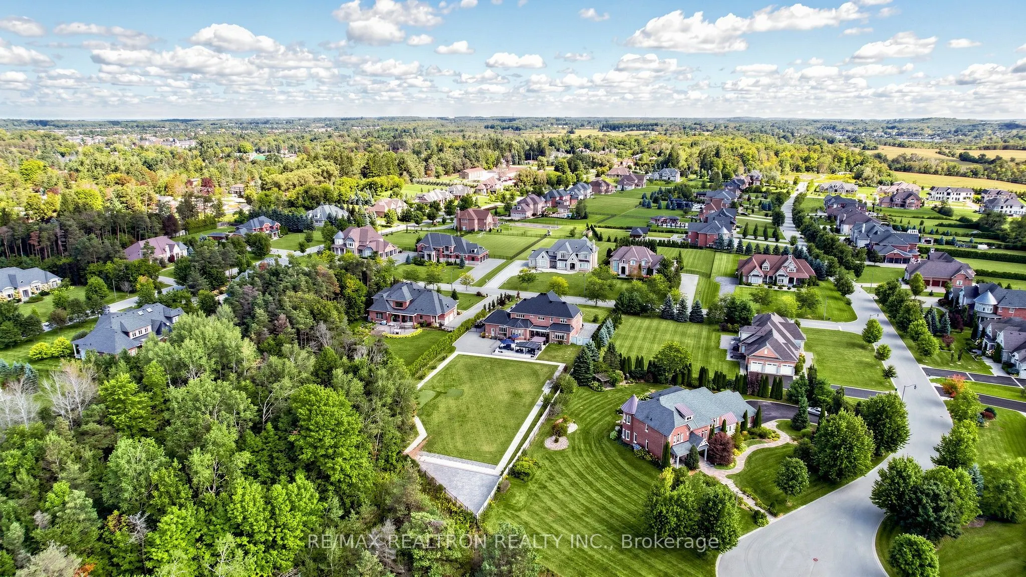 8 Fawn Grove