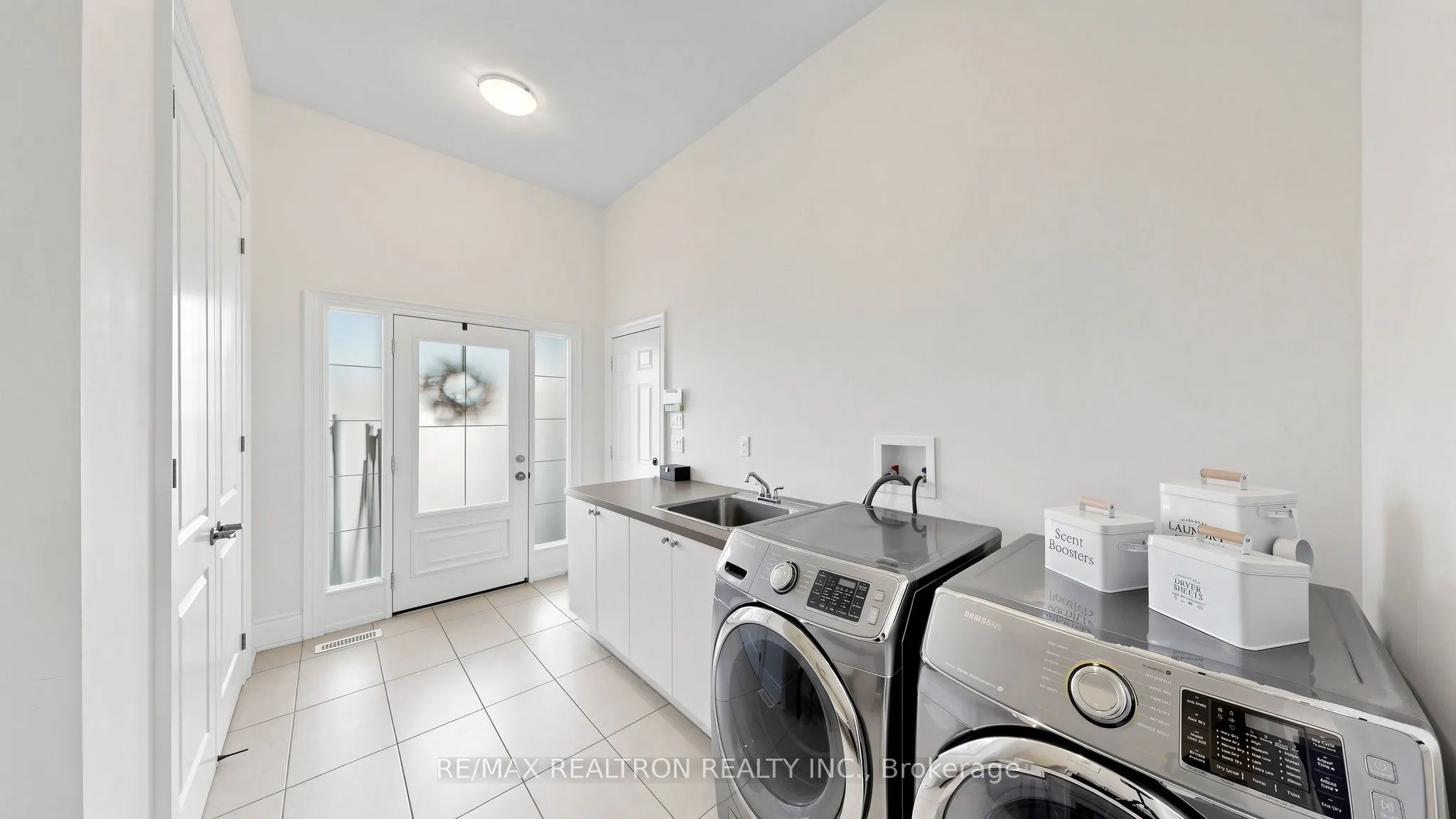 8 Fawn Grove