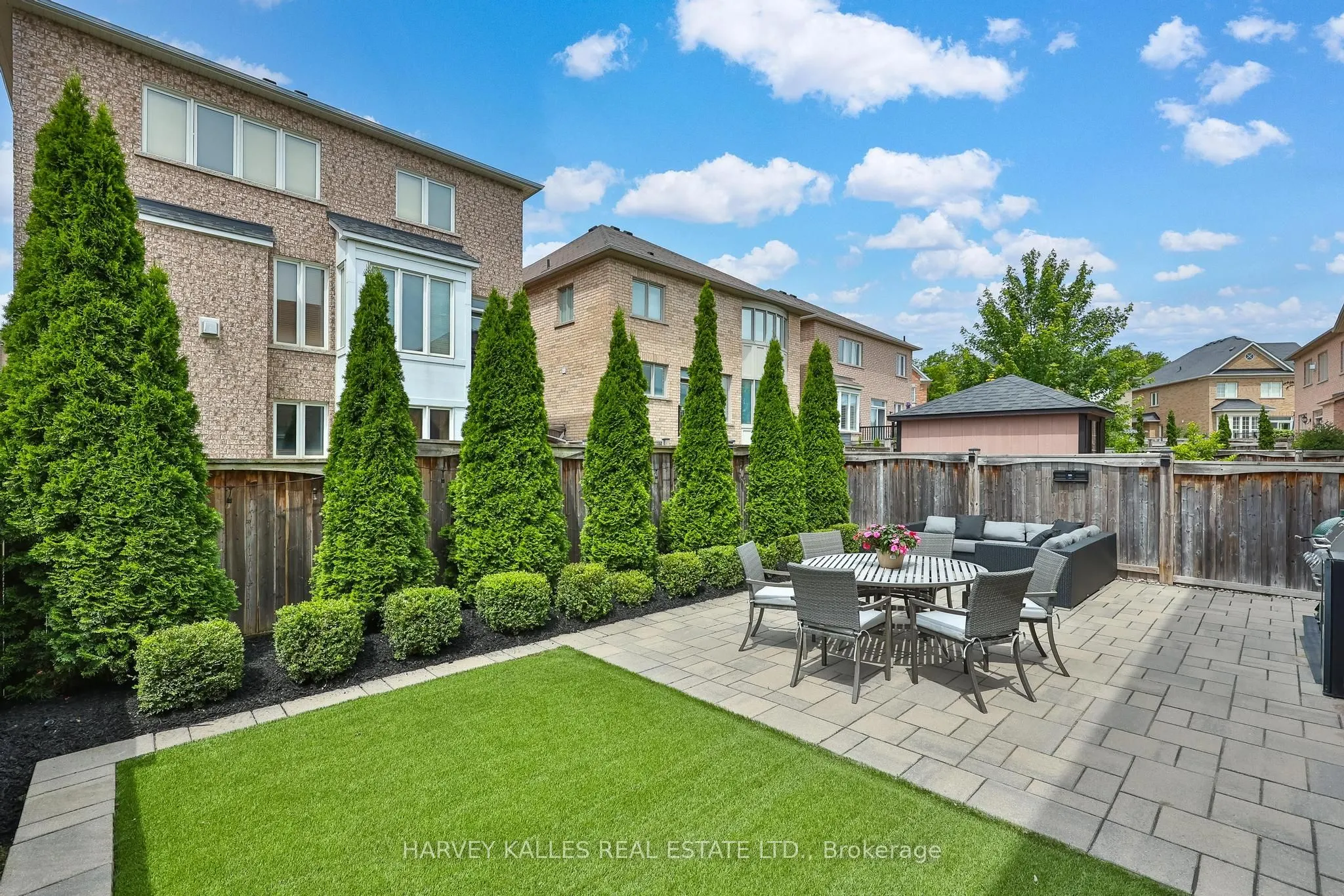 46 Grayleaf Drive