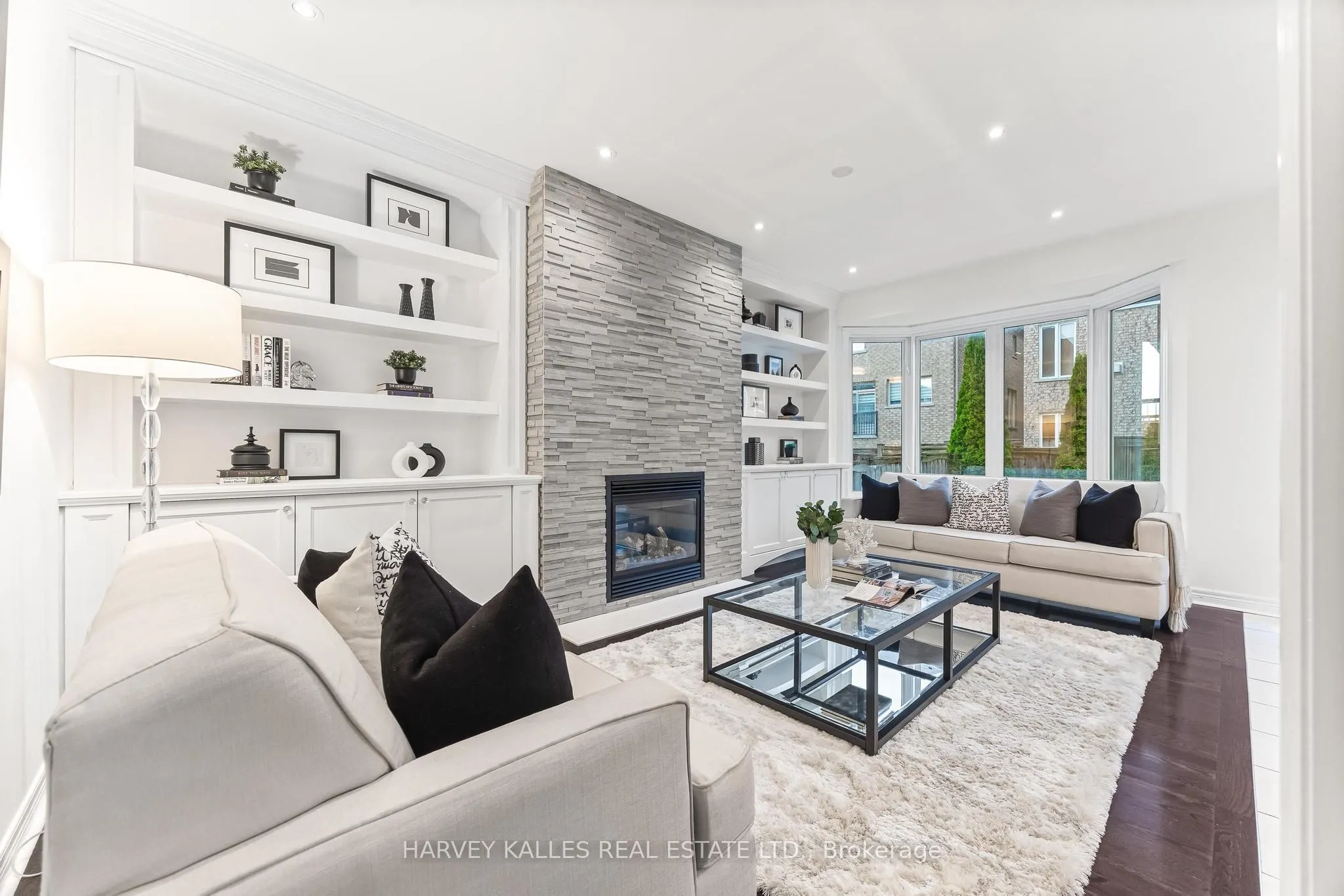 46 Grayleaf Drive