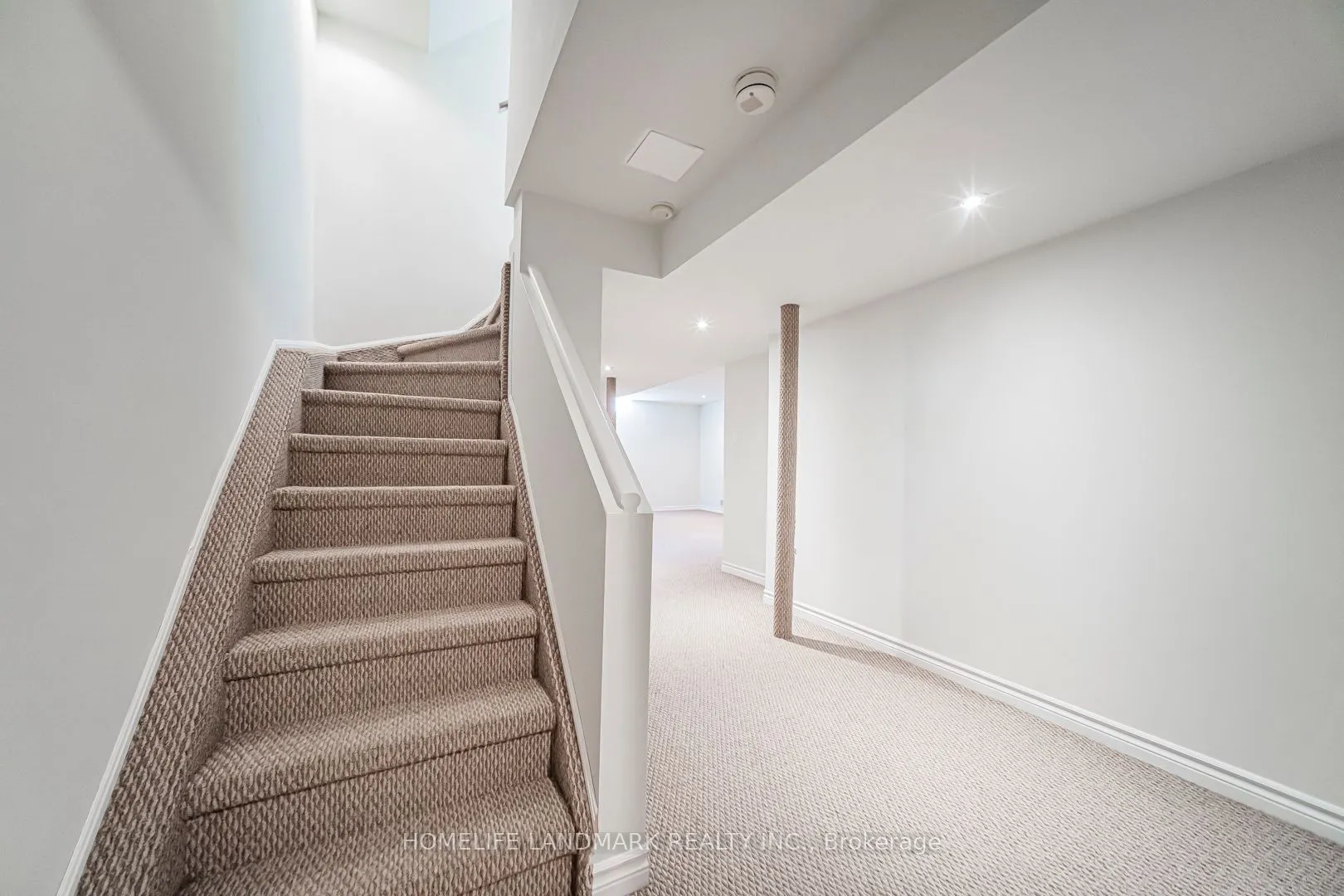 59 Bloomgate Crescent