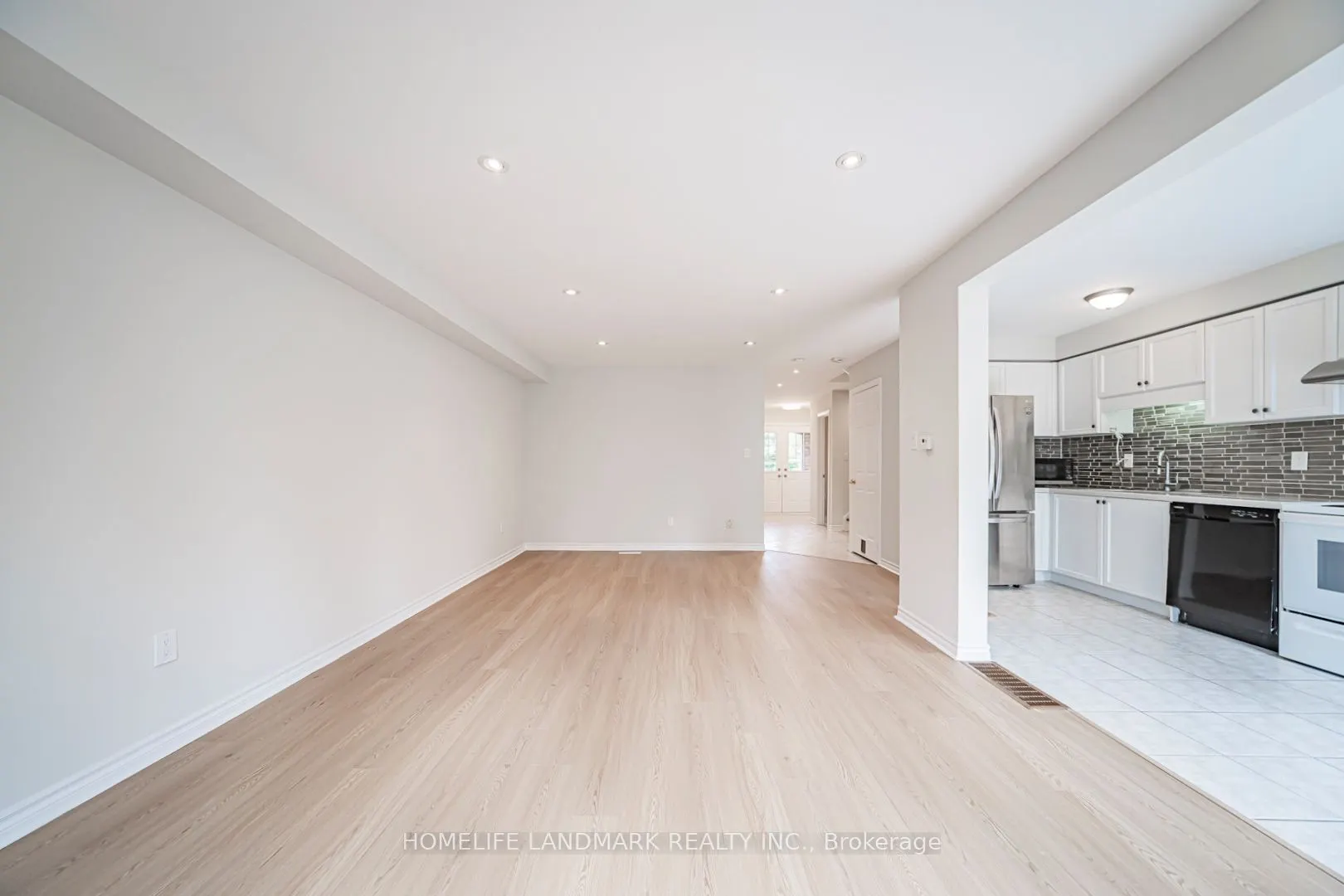 59 Bloomgate Crescent