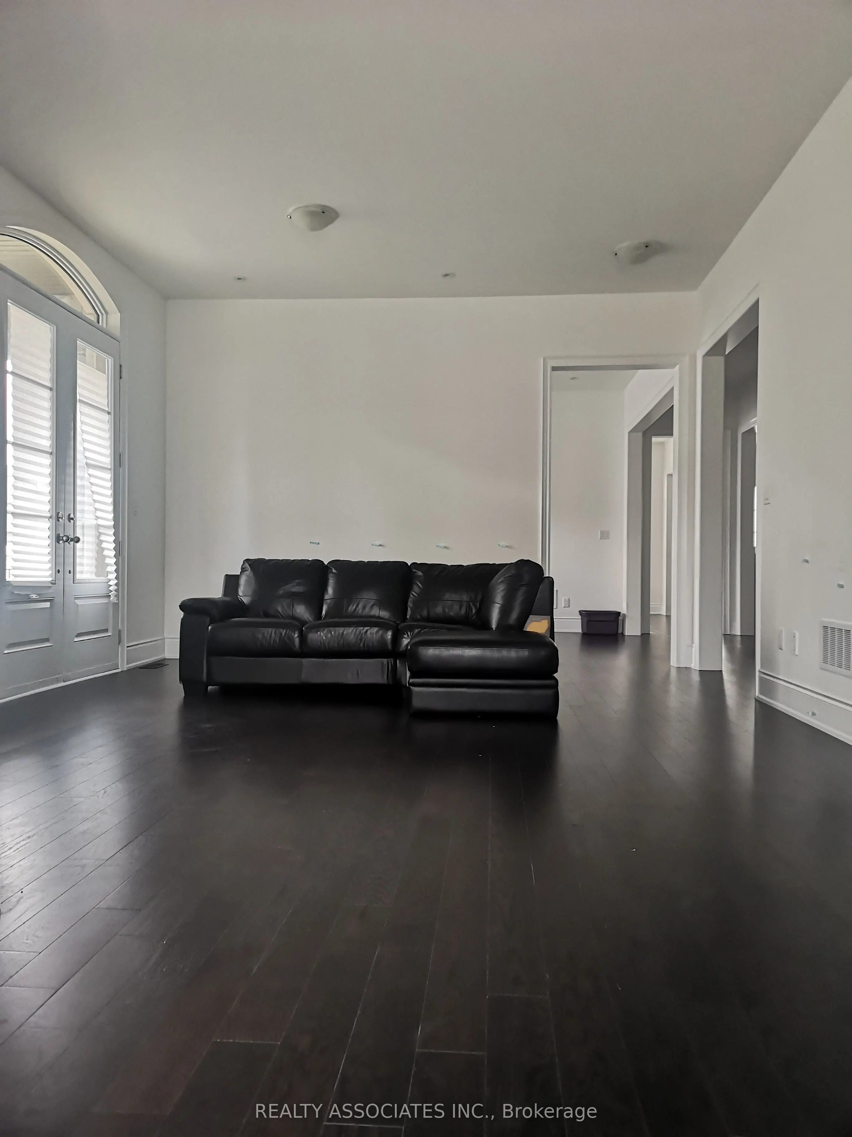 241 Stormont Trail