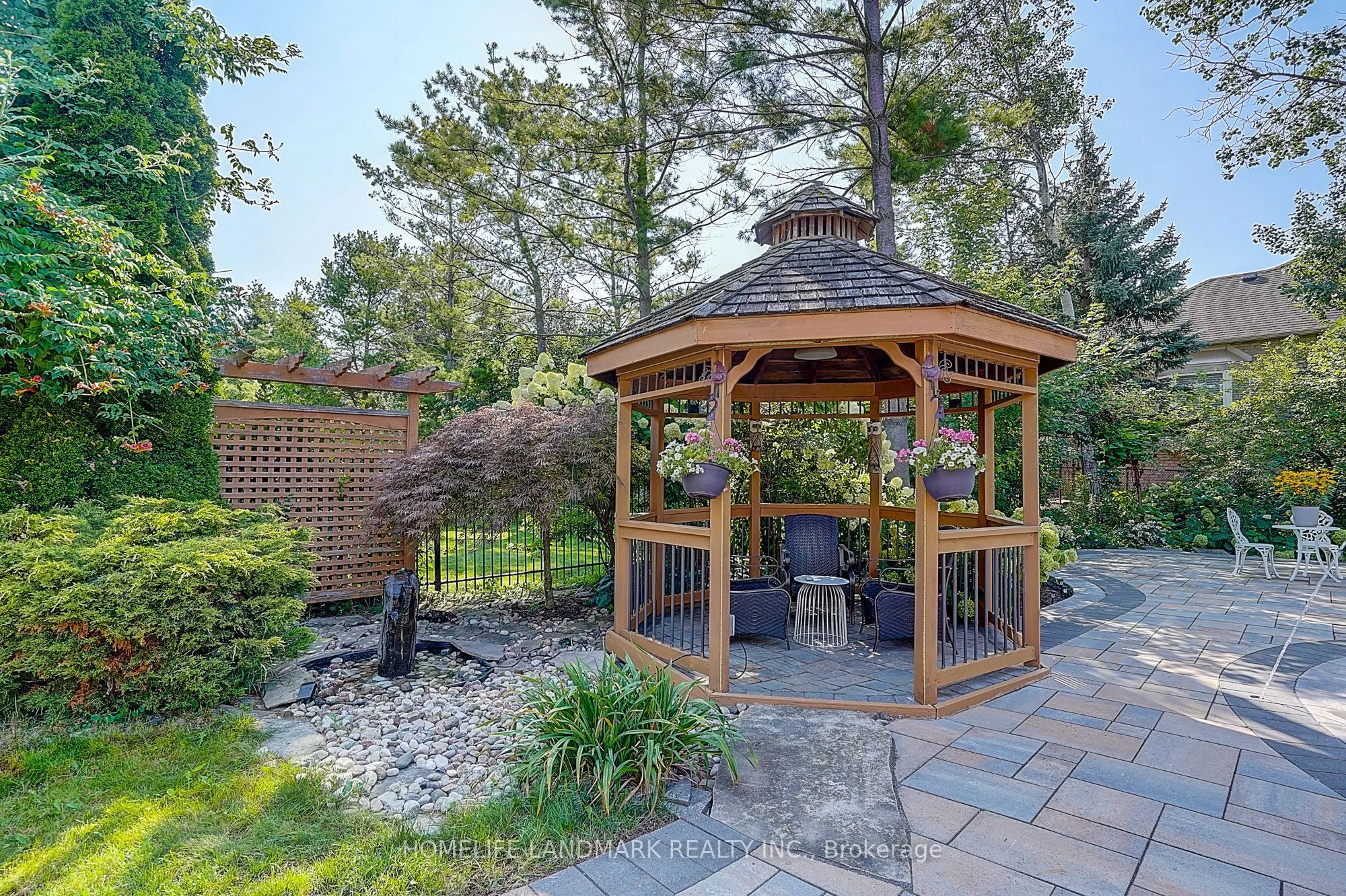 1061 Nellie Little Crescent