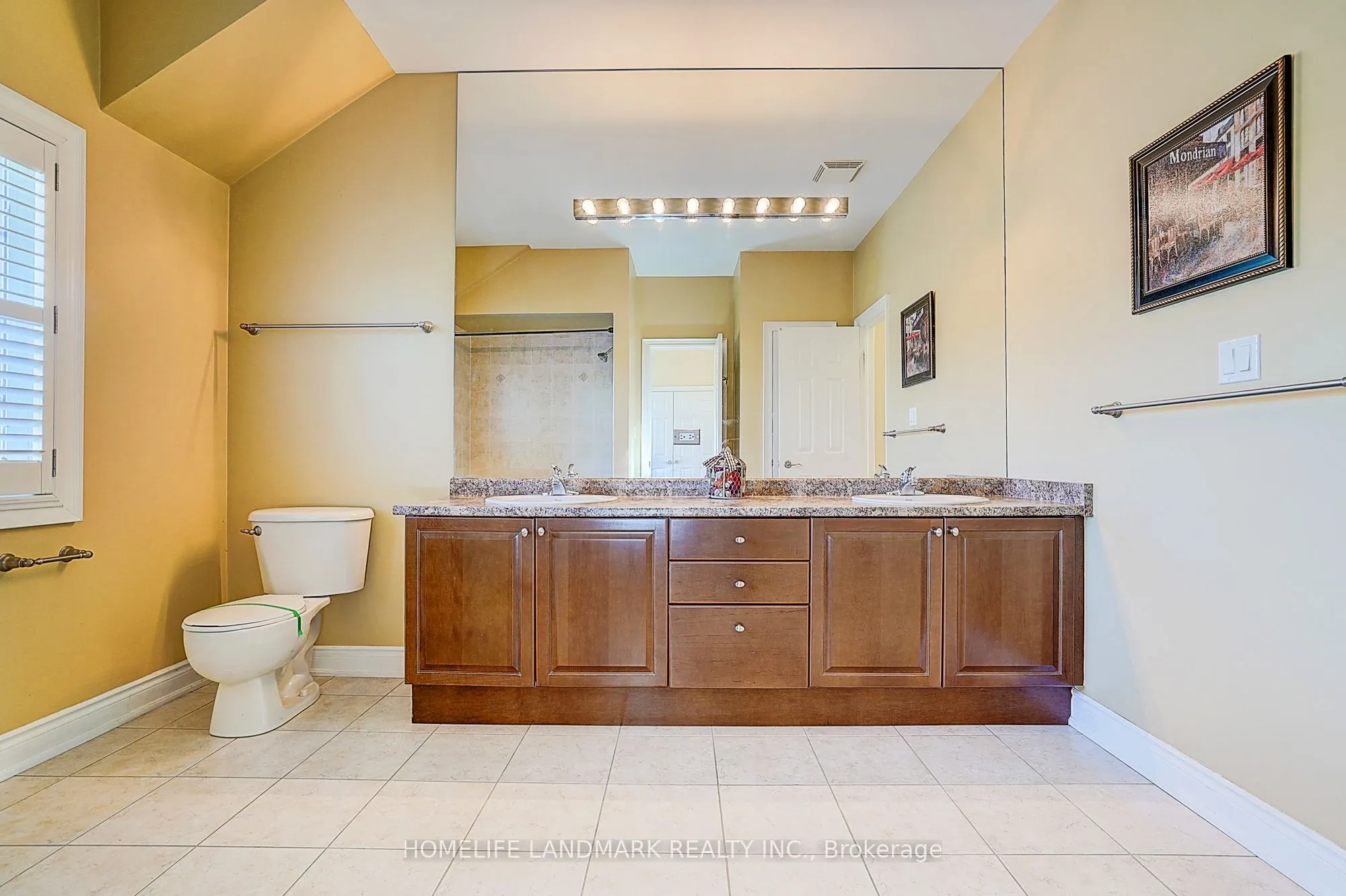 1061 Nellie Little Crescent