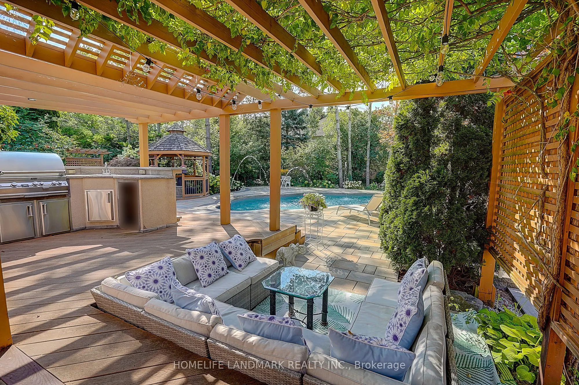 1061 Nellie Little Crescent