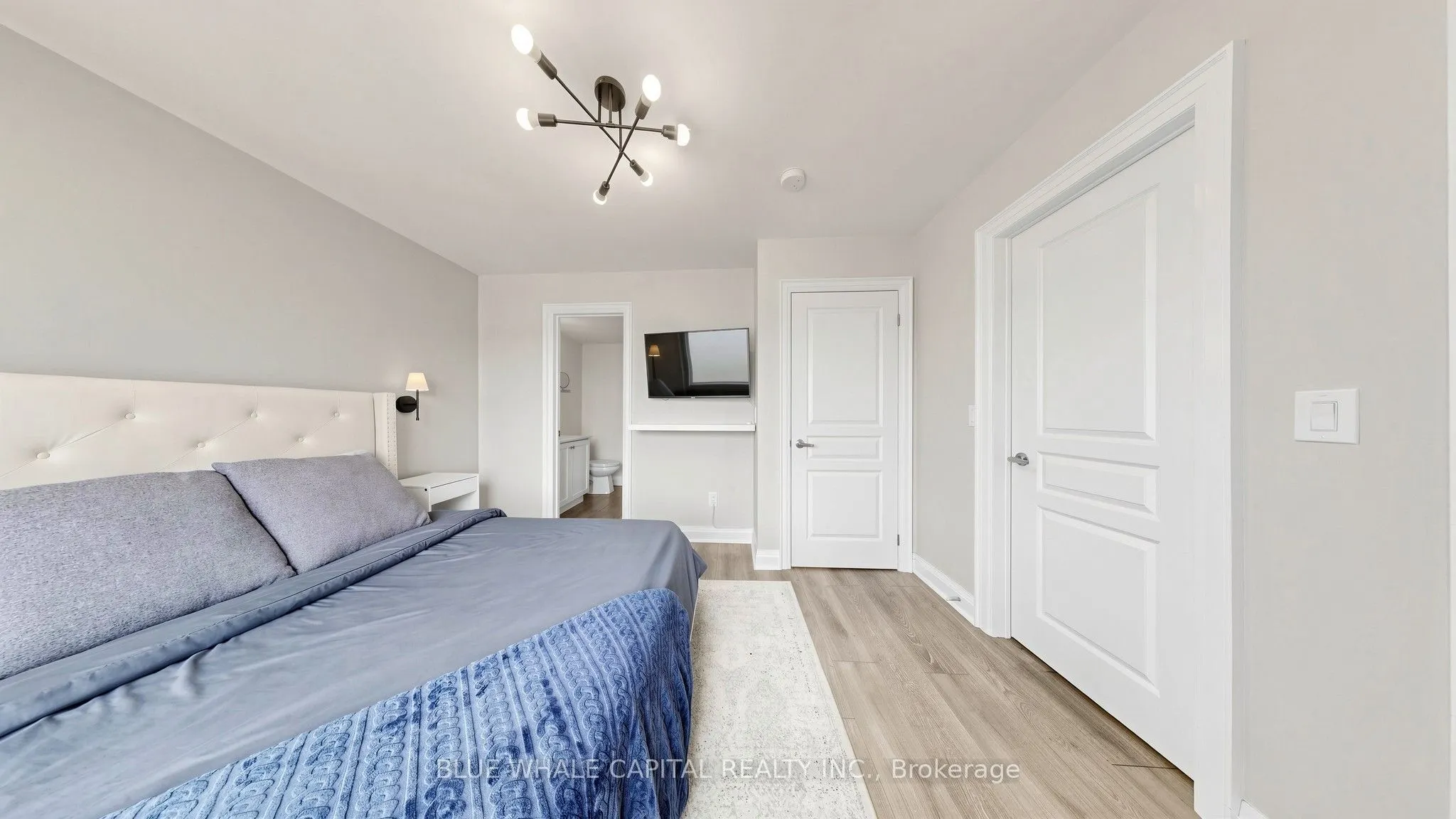 5 Boadway Crescent