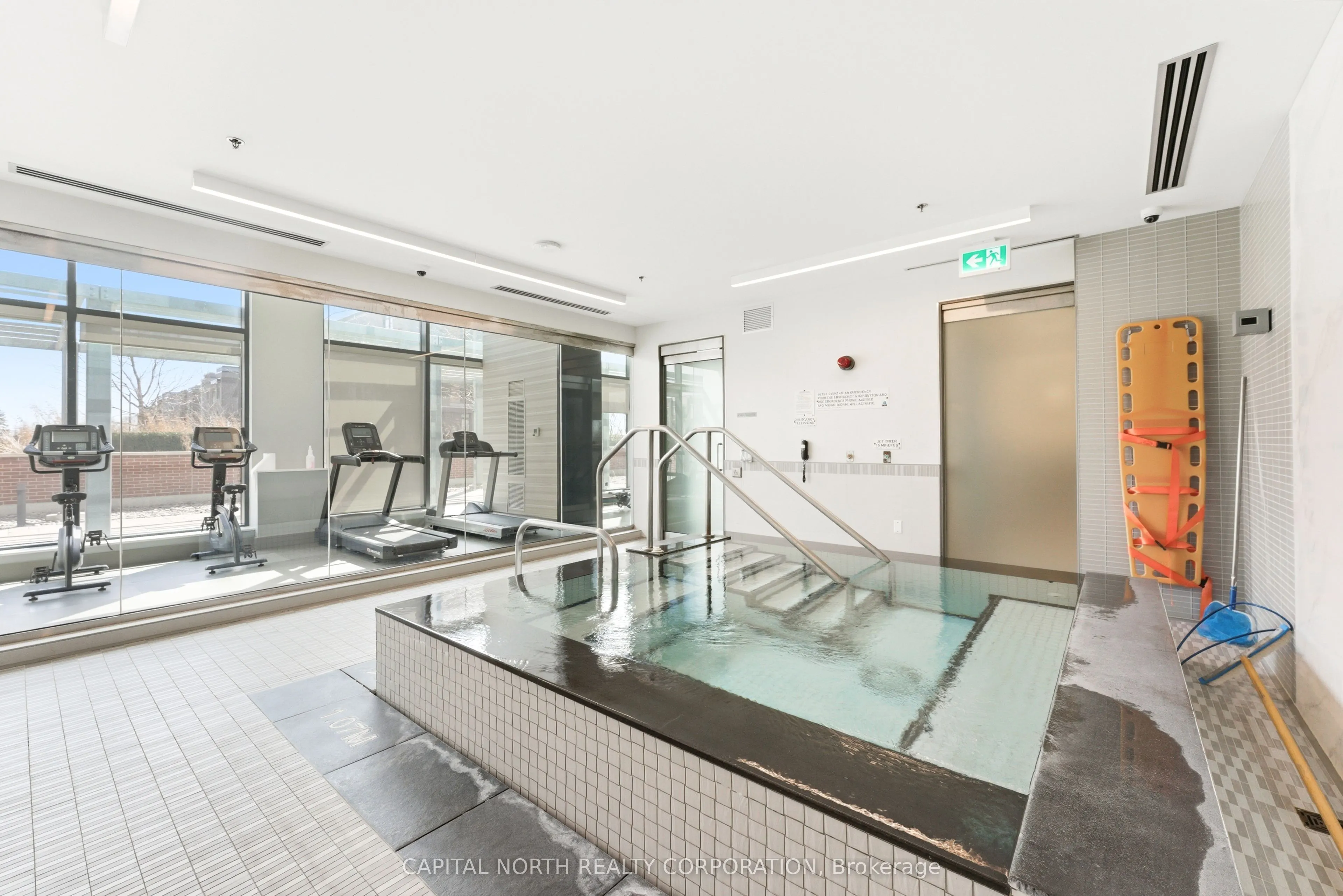99 Eagle Rock Way #405
