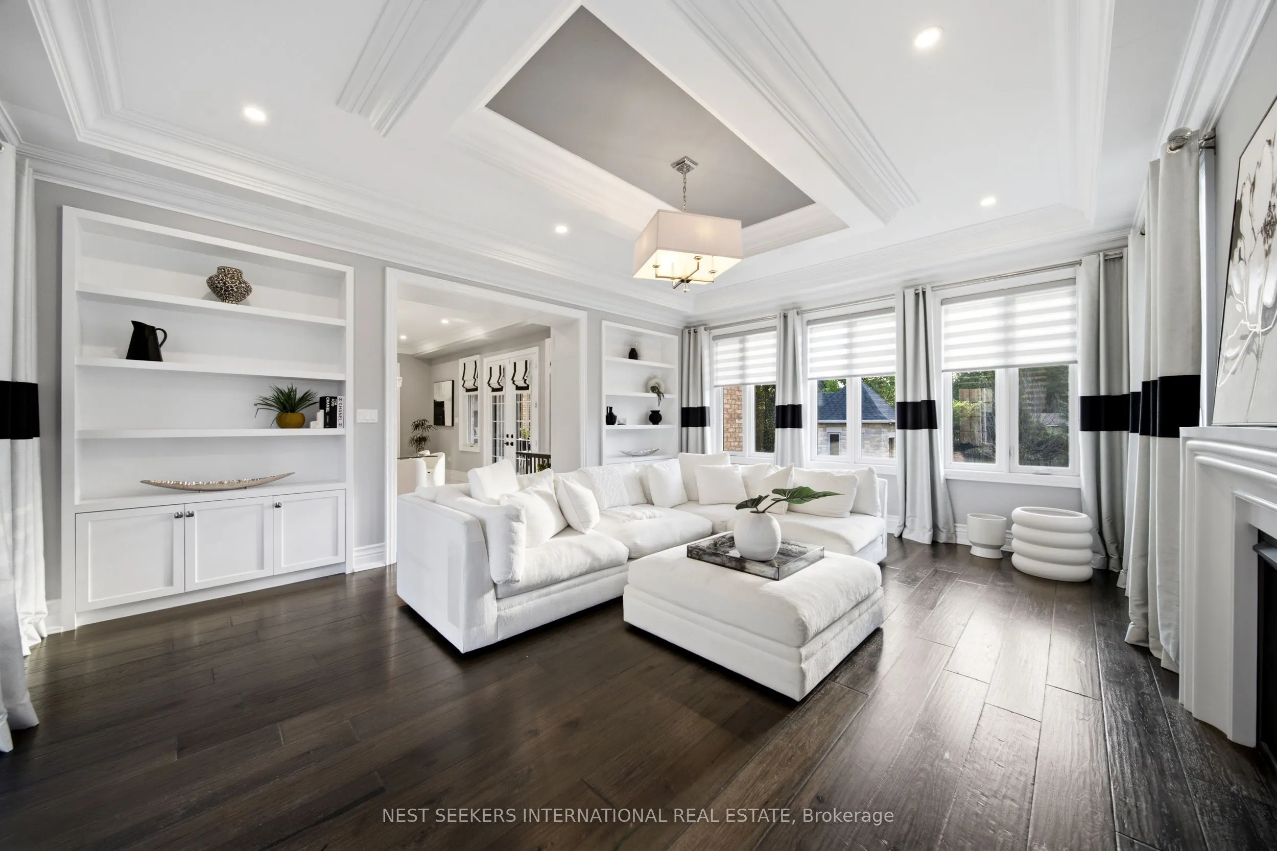 18 Westbrooke Boulevard