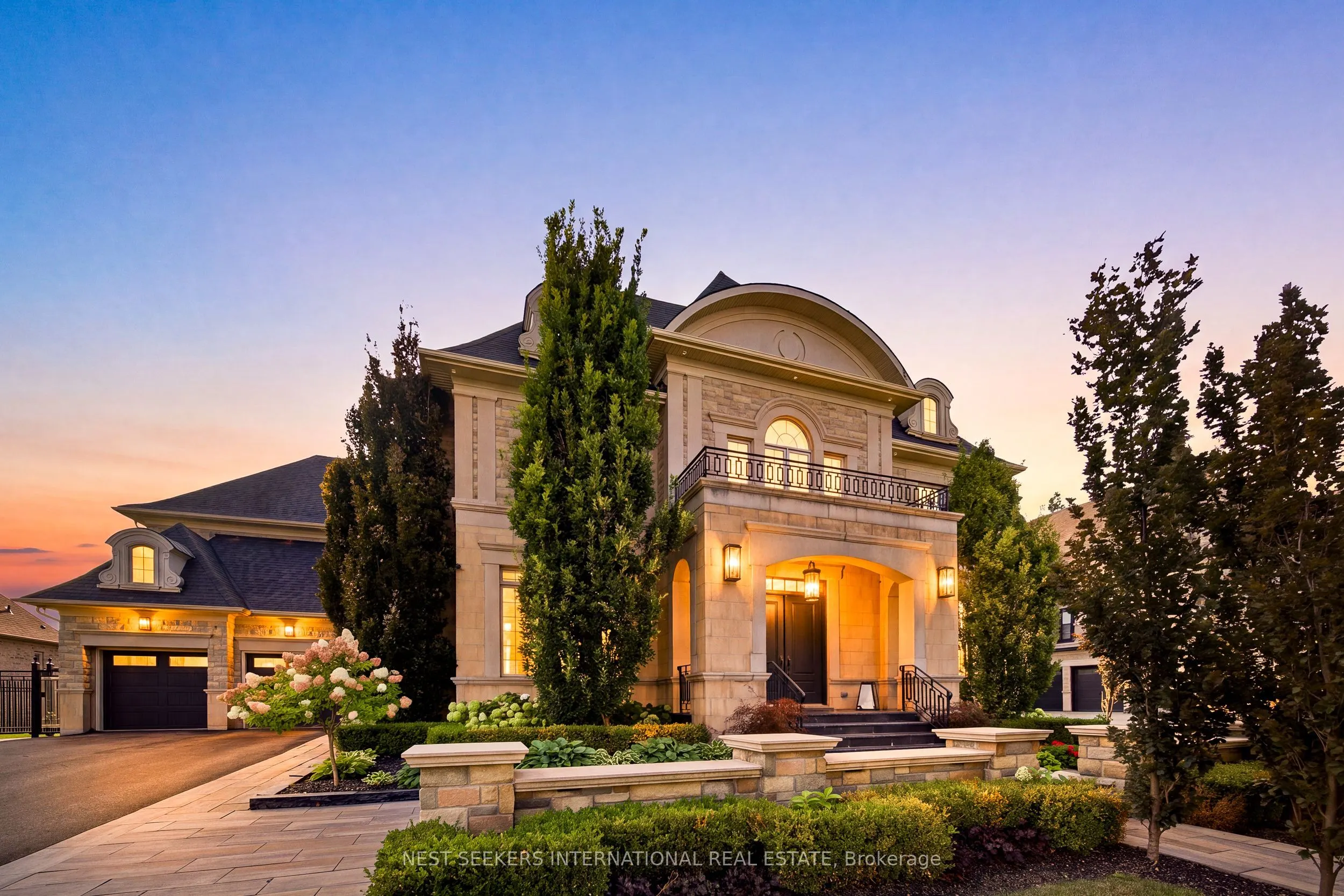 18 Westbrooke Boulevard