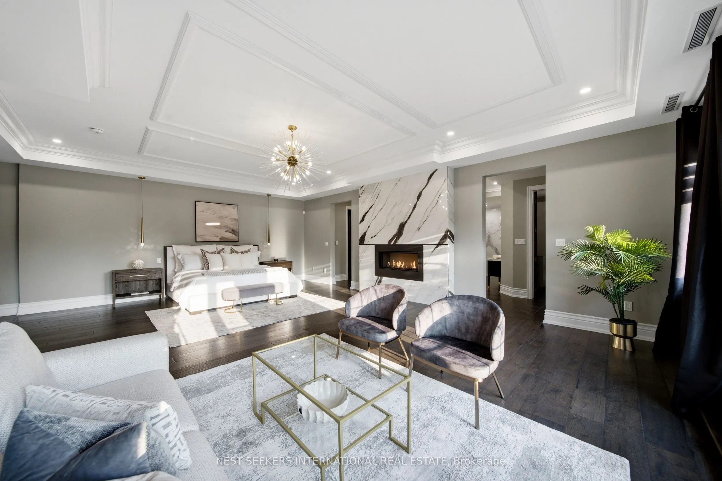 18 Westbrooke Boulevard