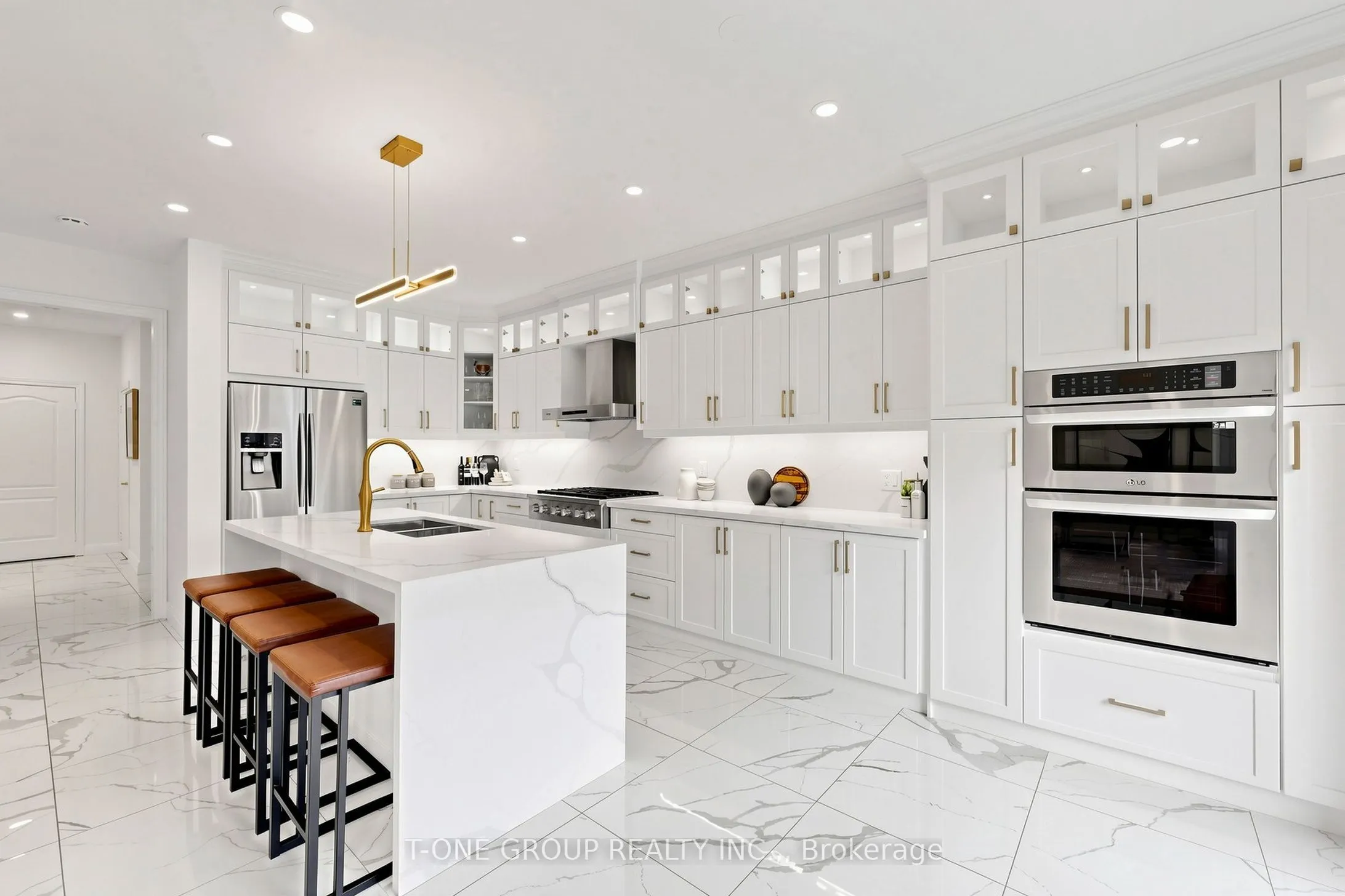 87 Serene Way