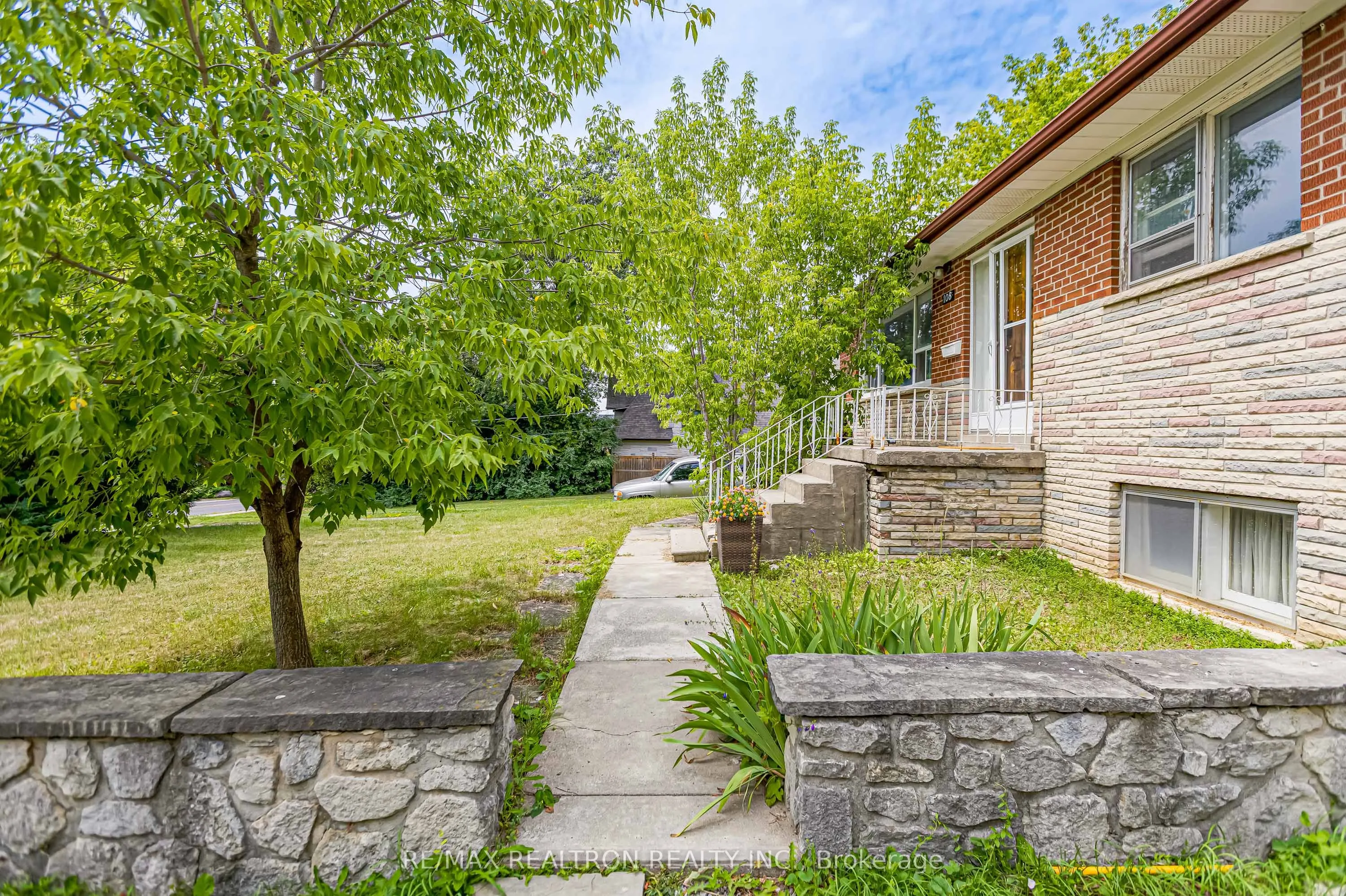 108 Garden Avenue