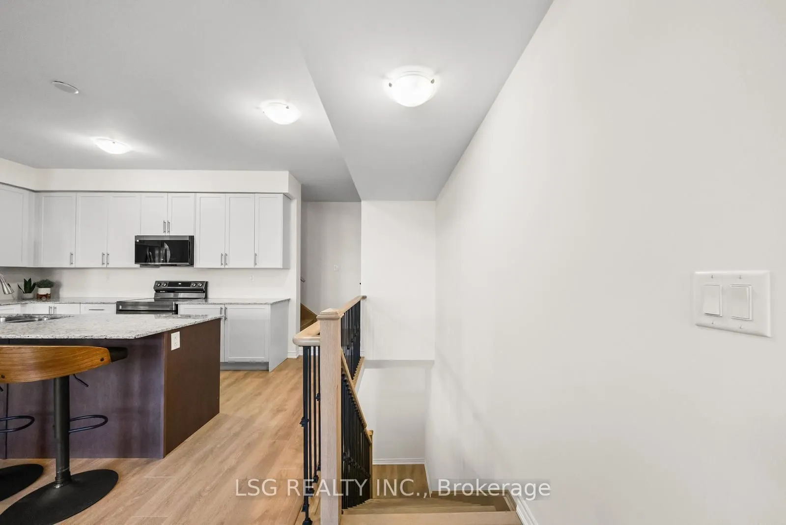153 Blick Crescent