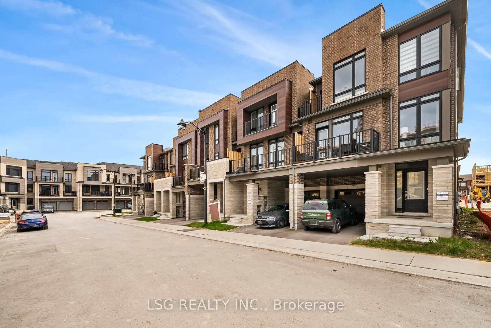 153 Blick Crescent