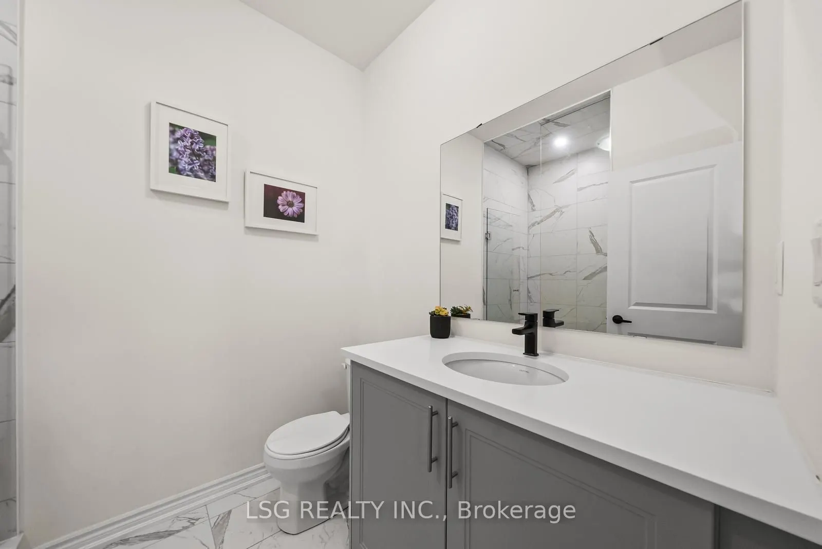 153 Blick Crescent