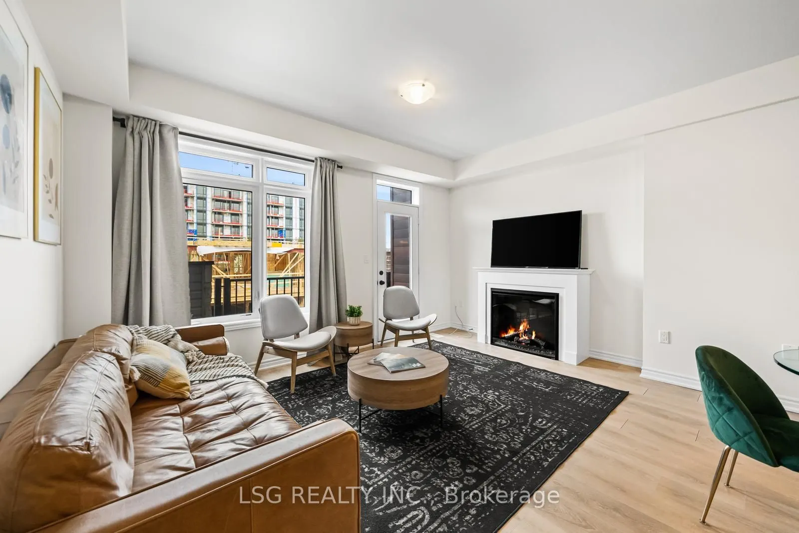 153 Blick Crescent