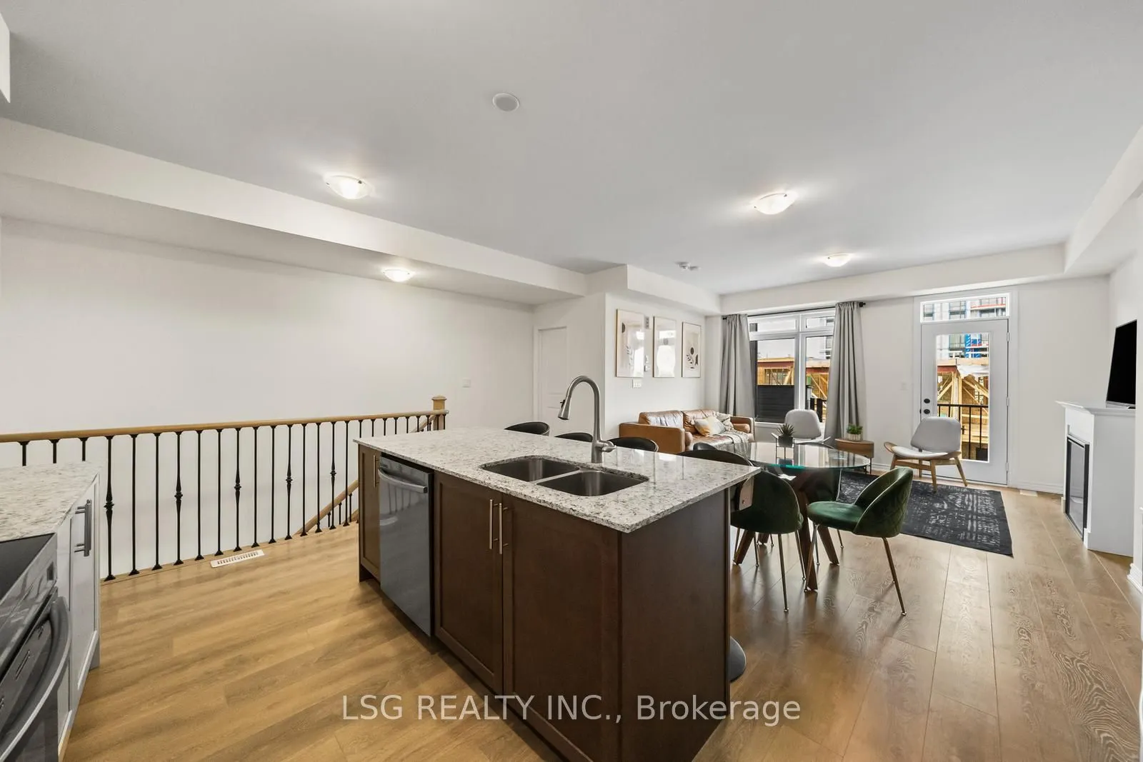 153 Blick Crescent