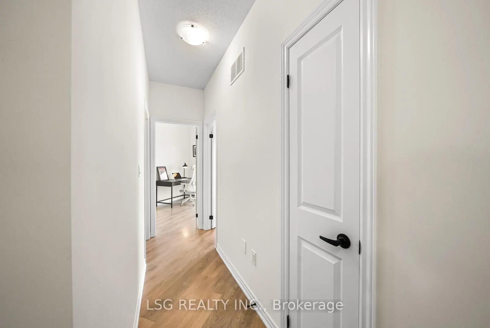 153 Blick Crescent