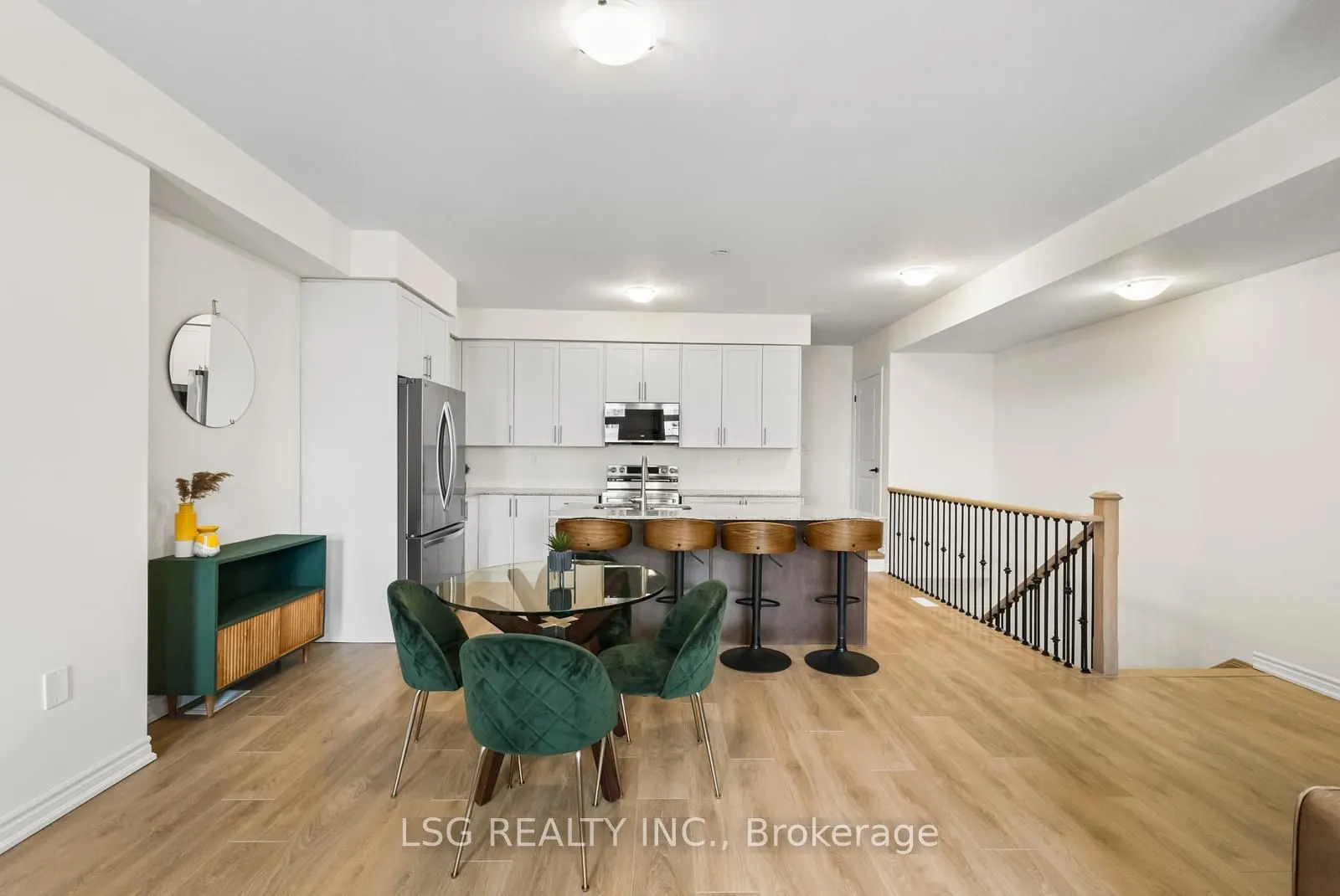 153 Blick Crescent