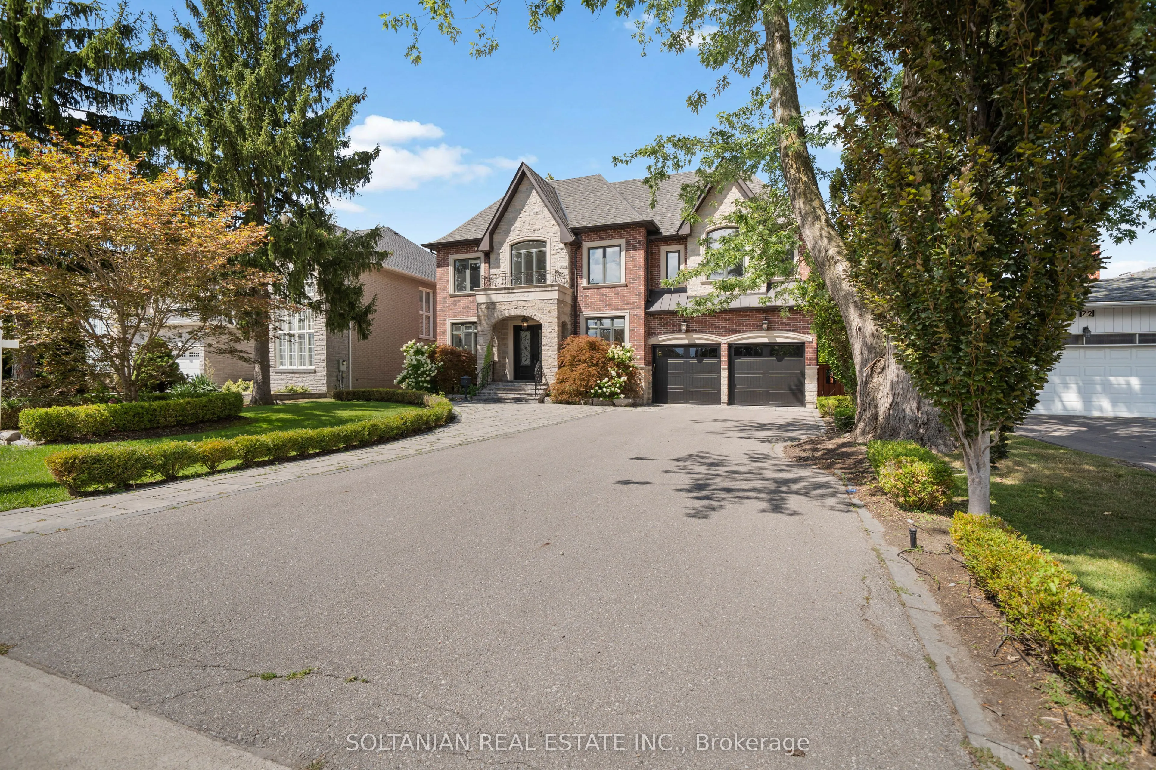 74 Yongehurst Road