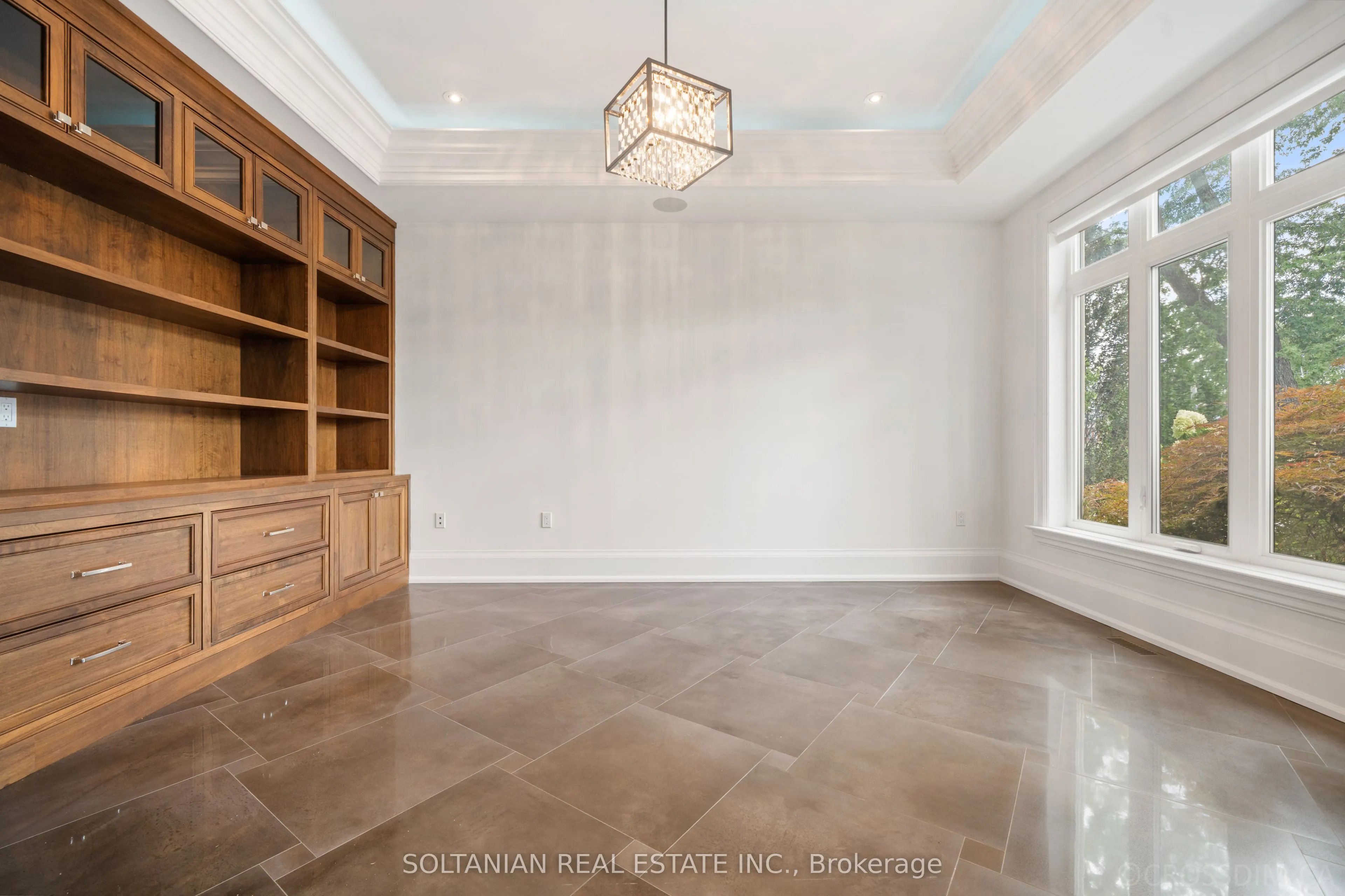 74 Yongehurst Road