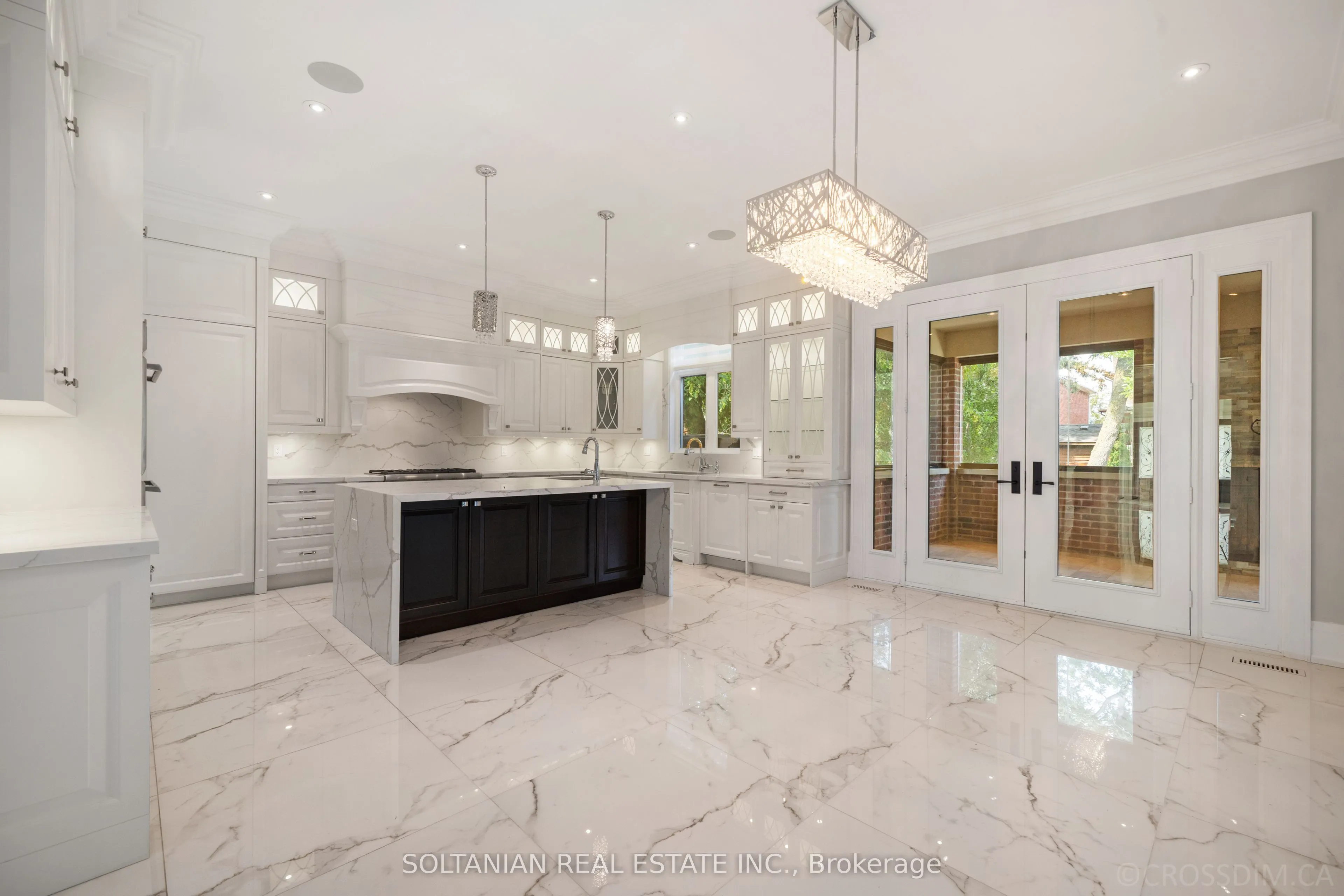 74 Yongehurst Road