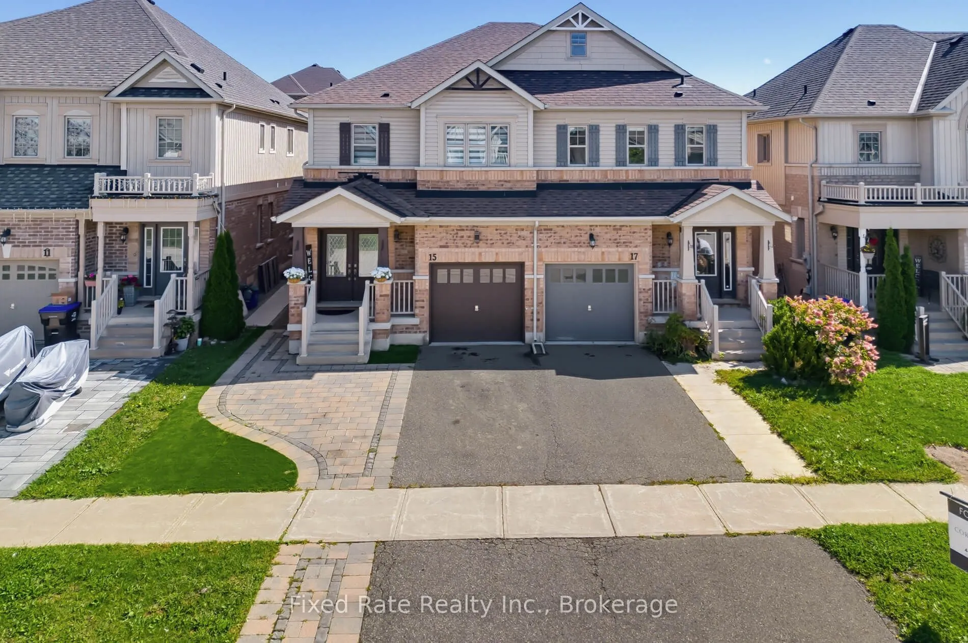15 Hoard Avenue S