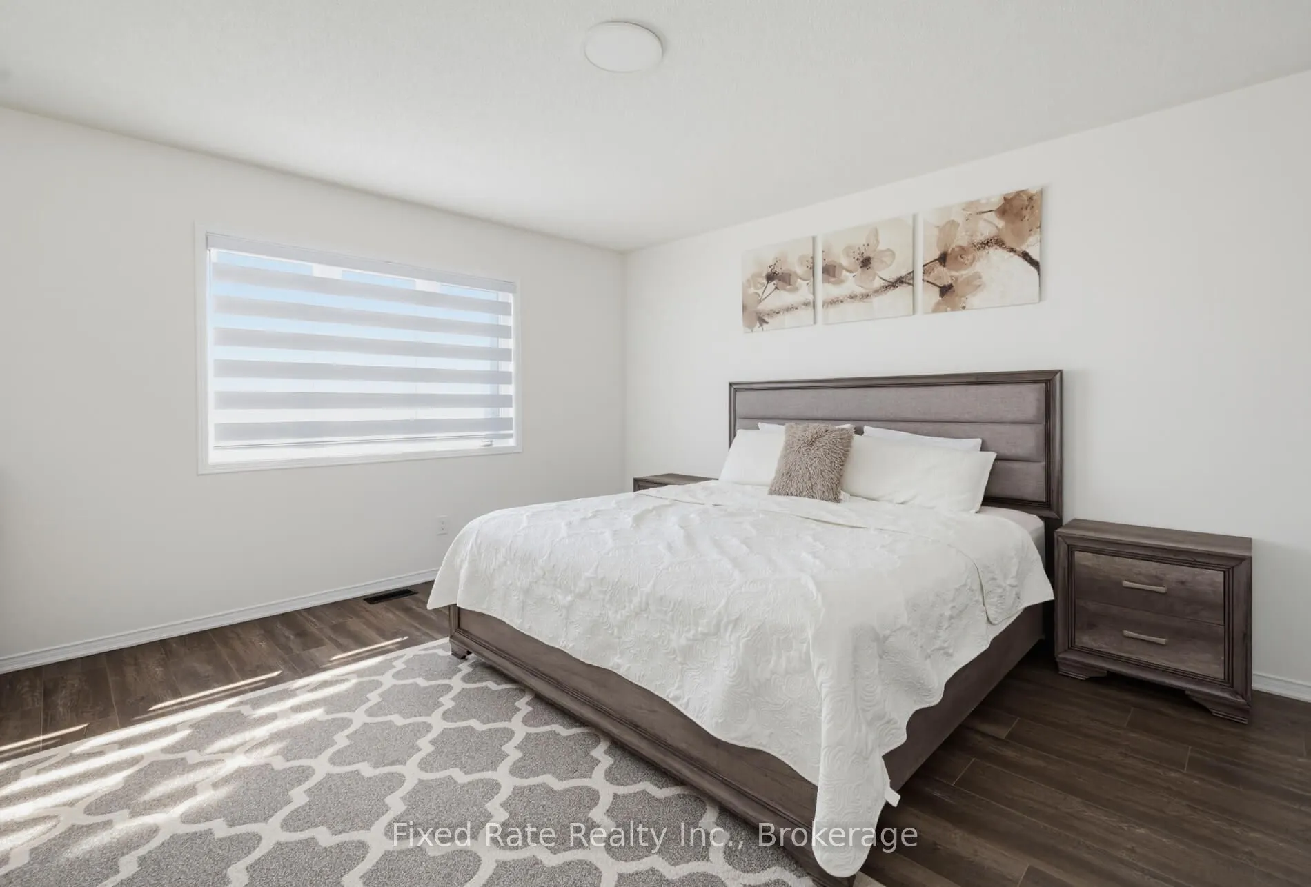 15 Hoard Avenue S